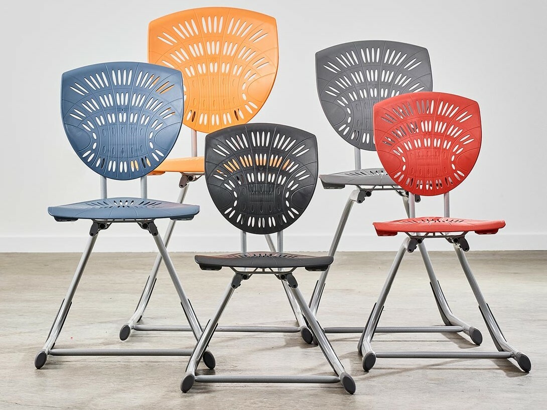 Furnware's Bodyfurn Sled chair