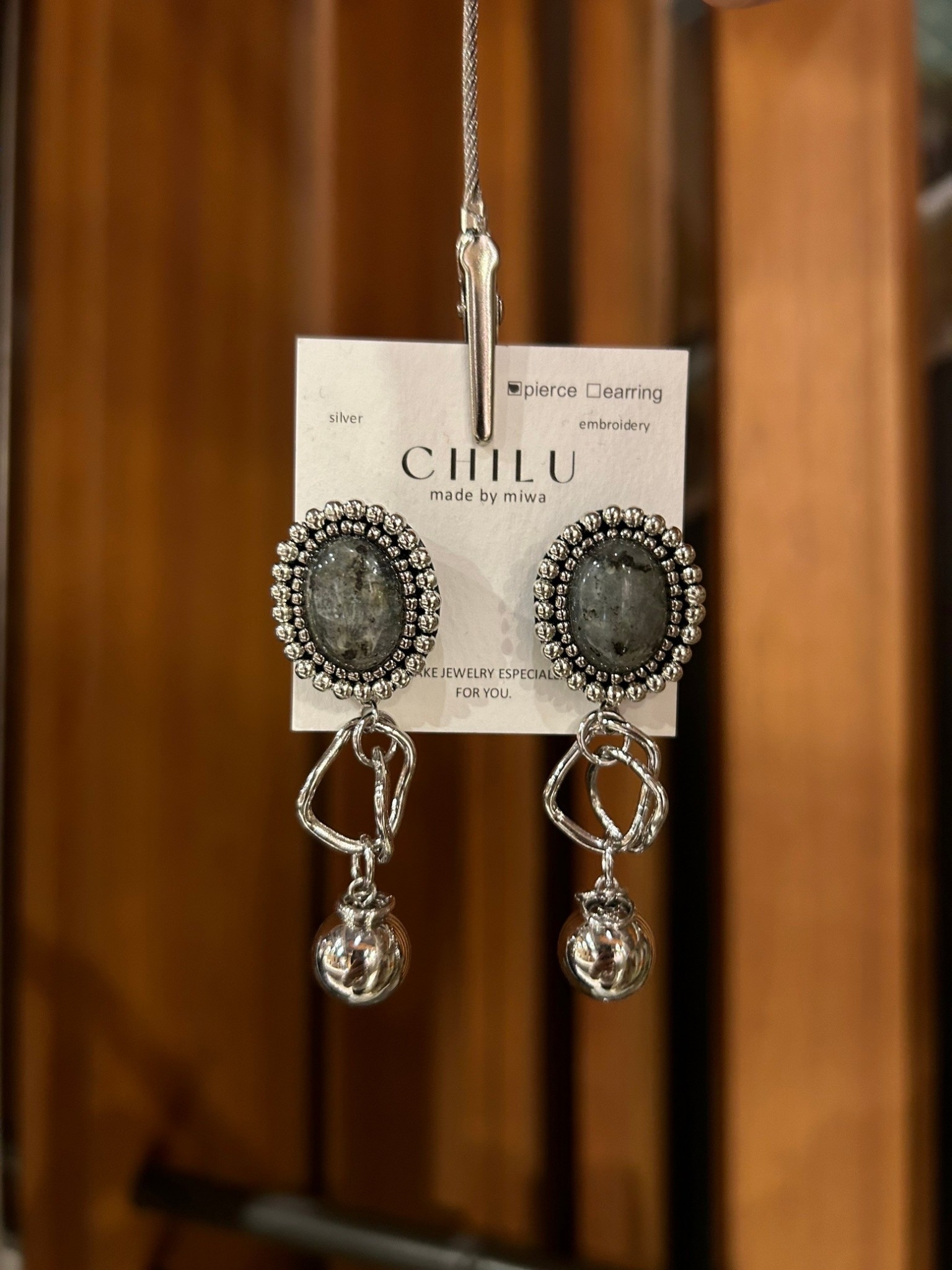 [CHILU] ama. / labradorite | 拉長石 | NO.33 耳針