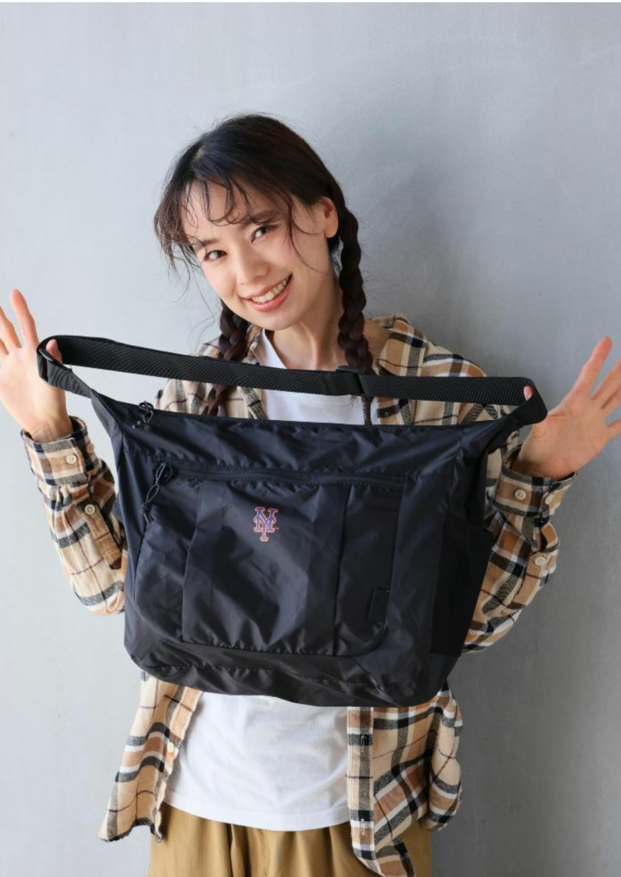 【預購】J0208902 MLB 摺疊式肩袋NY