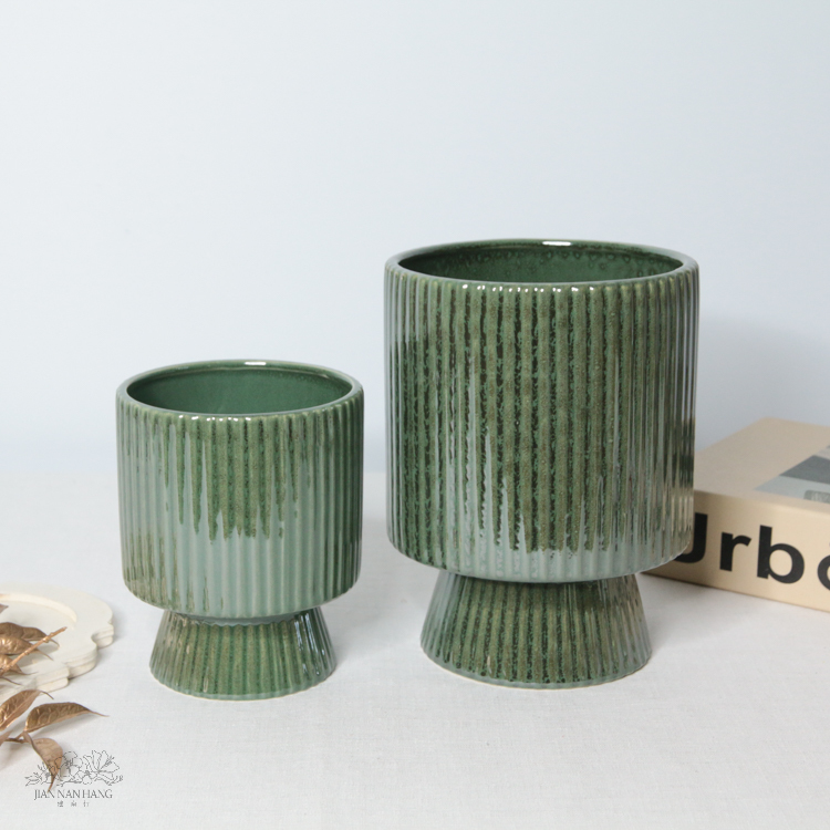 陶瓷花器 豎紋高腳杯 銅綠 2尺寸