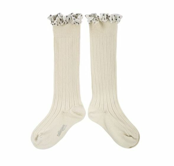 (預購) COLLEGIEN 點點荷葉高筒襪 Maud - 037 Doux Agneaux 米白