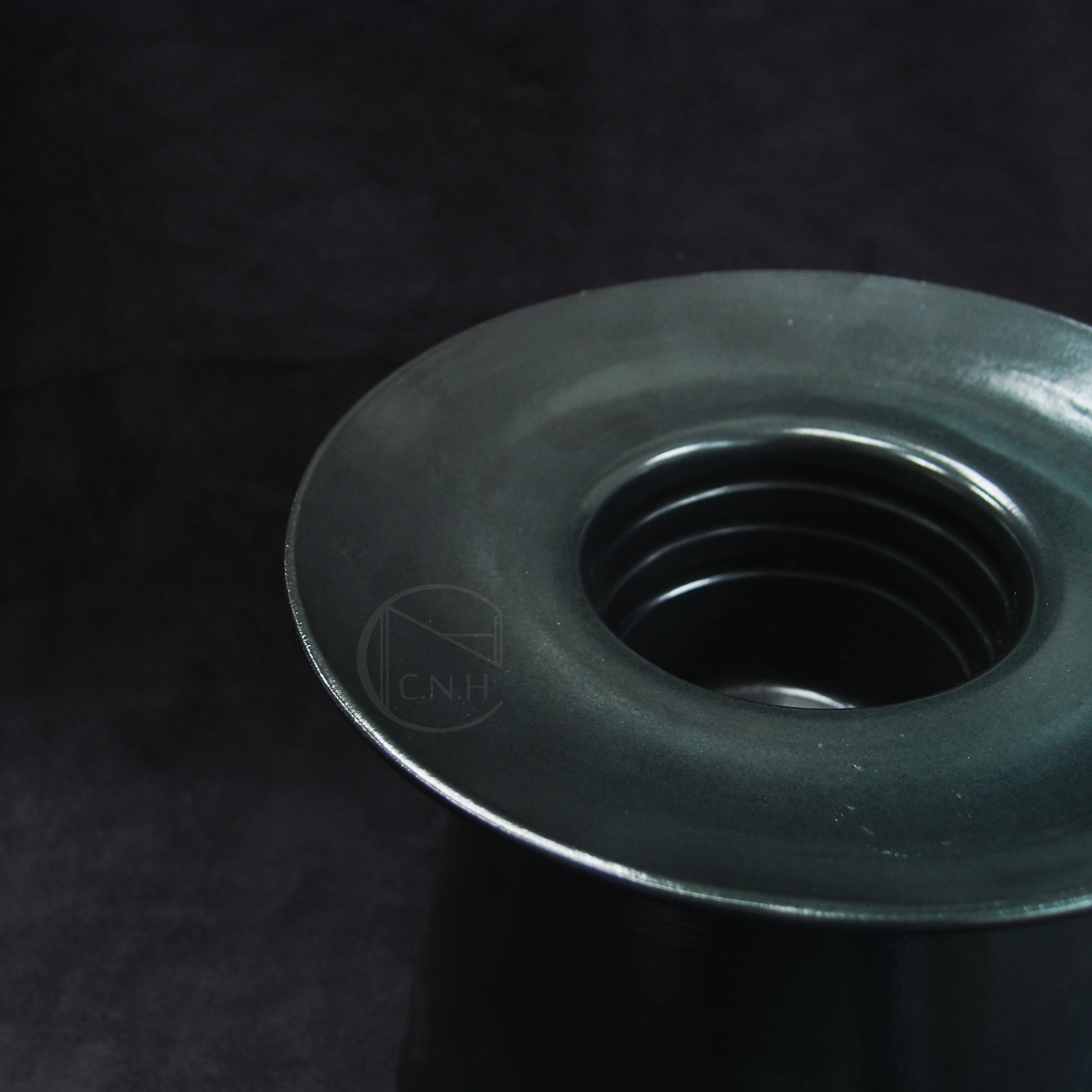 手作陶瓷花器-頂立