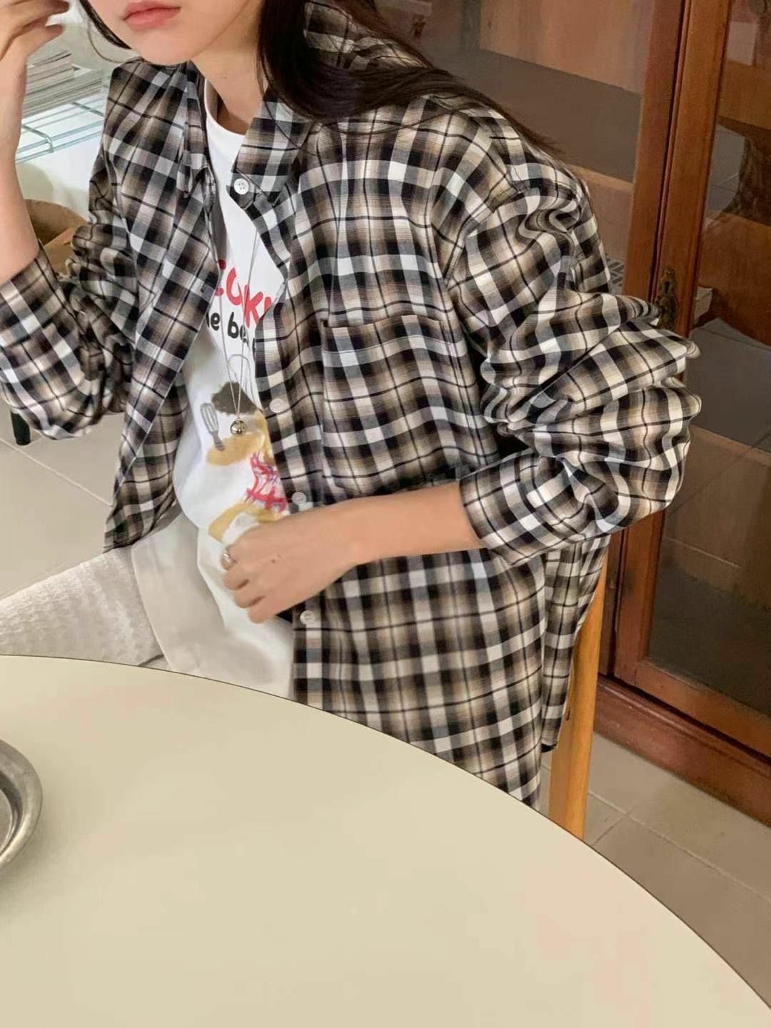 粗線大格仔恤衫