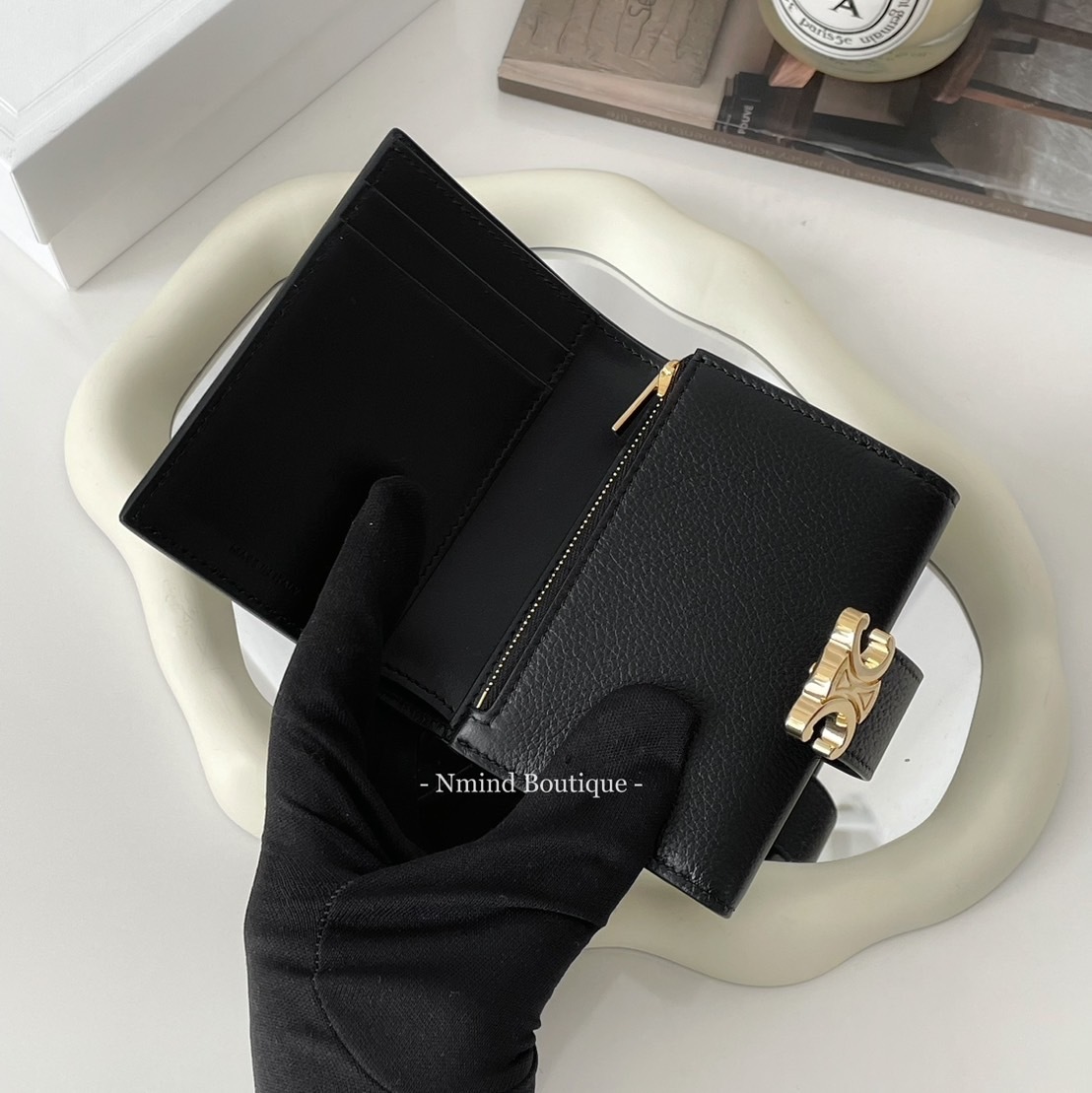 【国内発送】FINE WALLET CELINE VICTOIRE CELINE FINE WALLET CELINE VICTOIRE IN SUPPLE GRAINED C