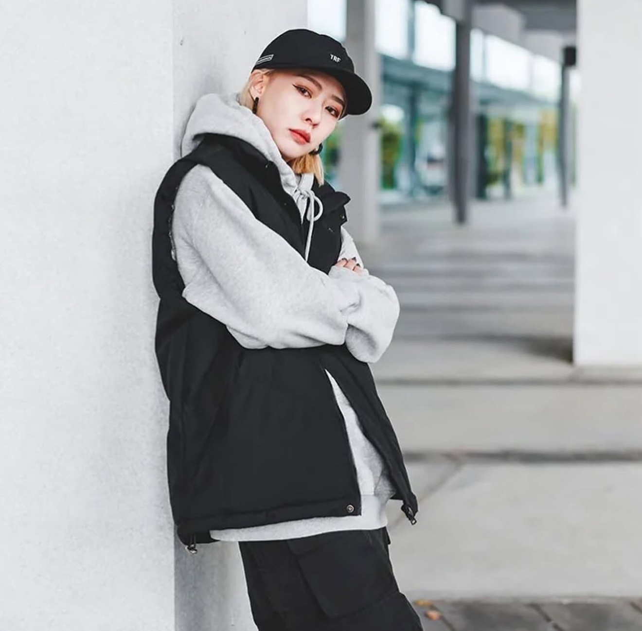 🔥熱銷推薦款 🔥 石墨烯立領舖棉背心 C23580