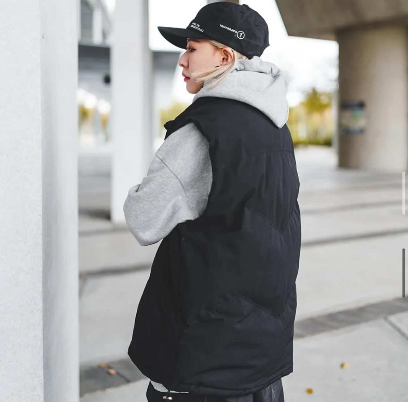 🔥熱銷推薦款 🔥 石墨烯立領舖棉背心 C23580