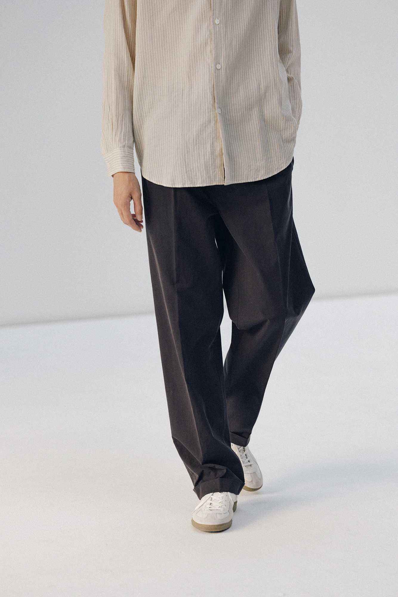 キャプテンサンシャイDyed 2Pleats Straight Trousers Kaptain Sunshine Garment Dyed 2Pleats Straight Trousers Ink Black