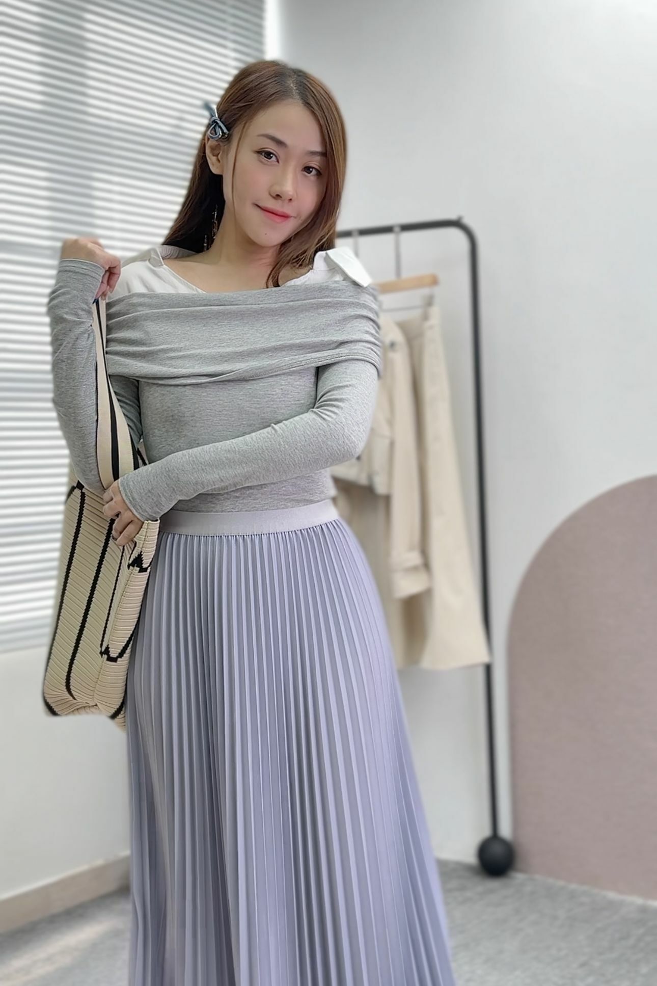 TOP#6847🤍開口鎖骨誘惑式襯衫