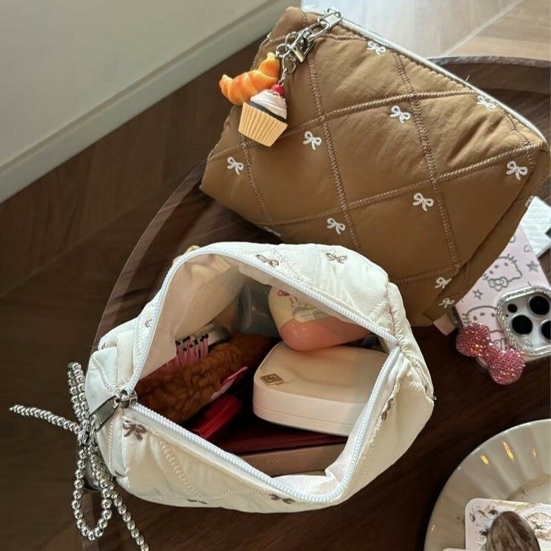 《5646》蝴蝶結夾棉化妝包/單肩包(不含吊飾)