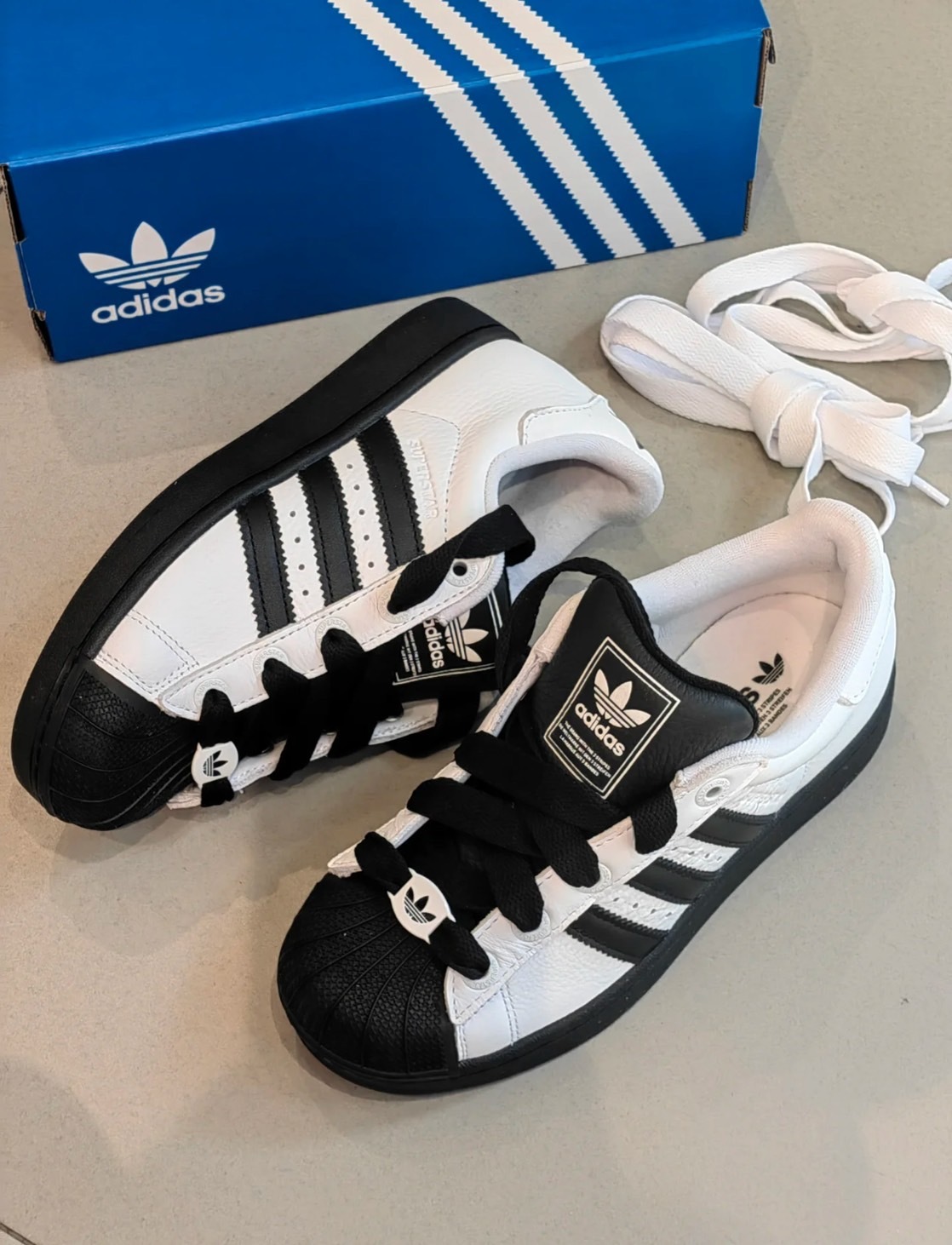 ADIDAS SUPERSTAR 2.0 白色復古貝殼鞋