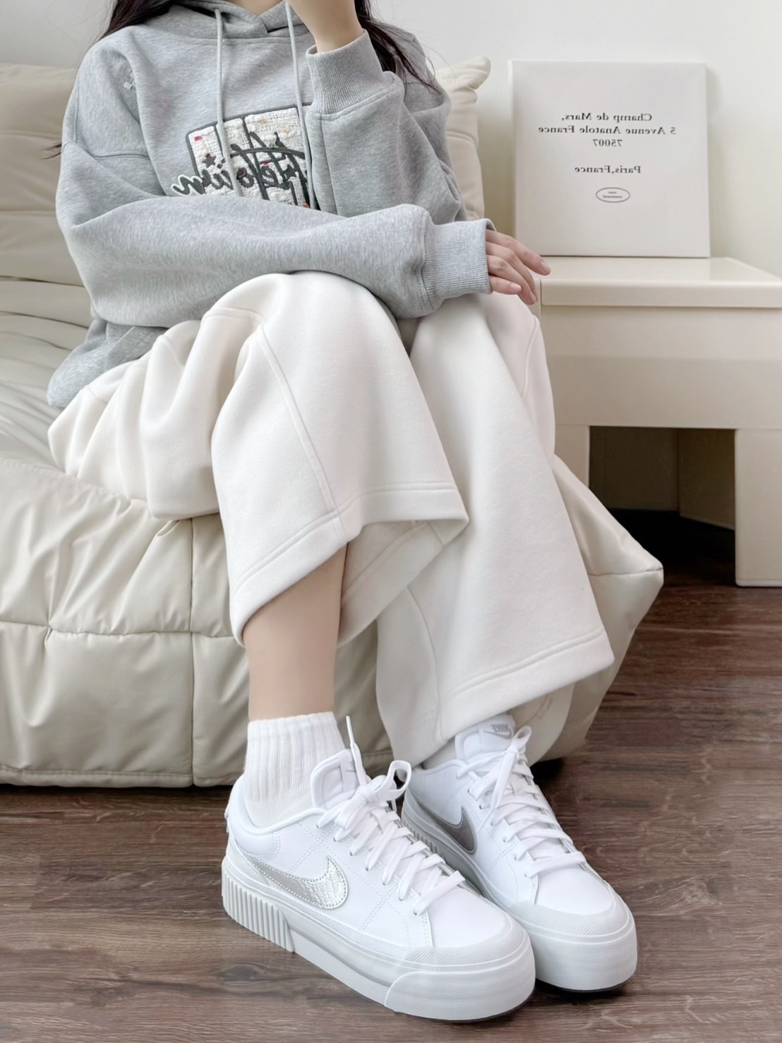 NIKE COURT LEGACY 白銀 星砂雲霧 HQ2307-100