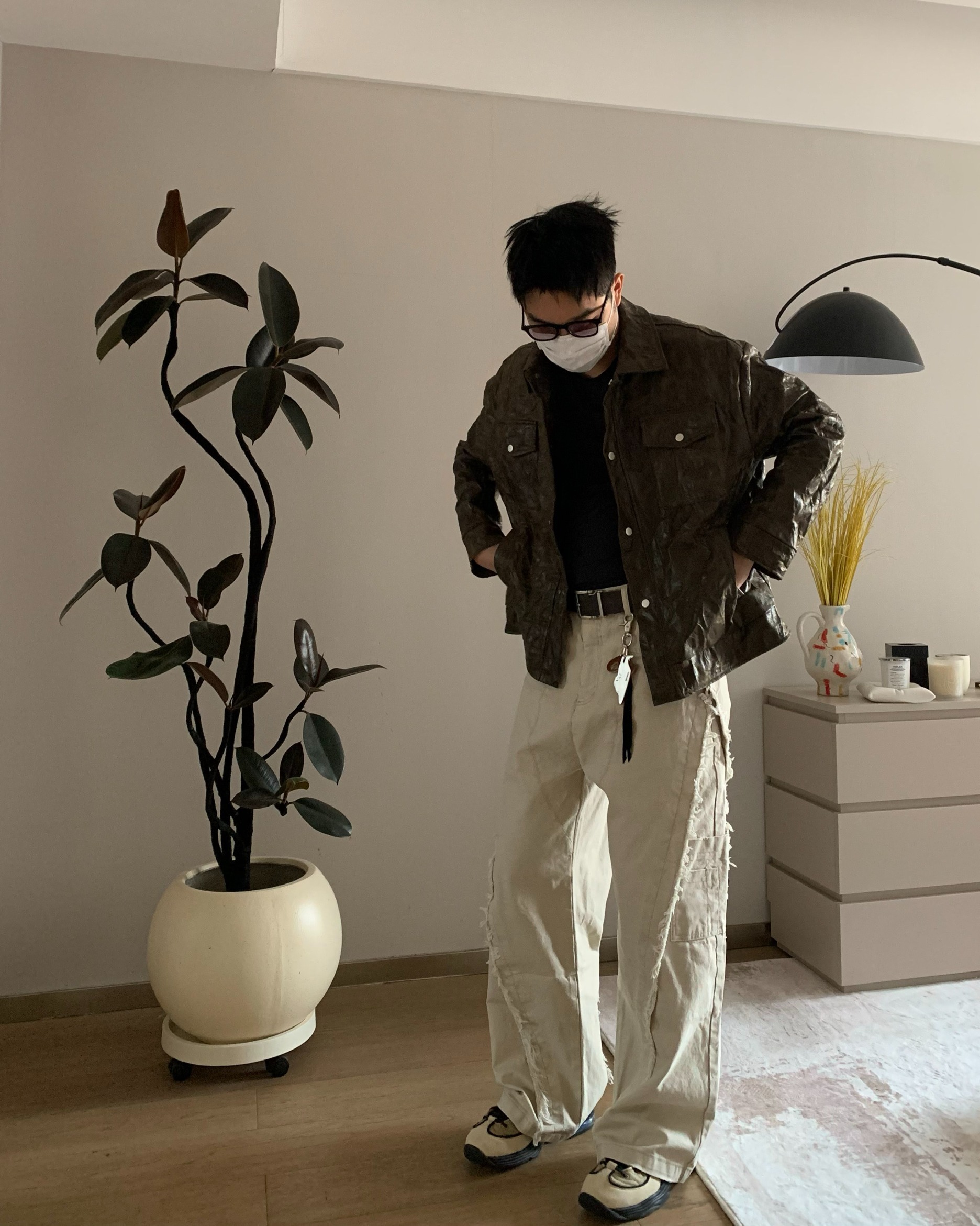 (韓國獨家特價)重工毛邊設計立體工裝褲