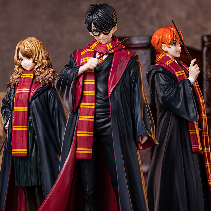 【代購】POP MART Scale Figures