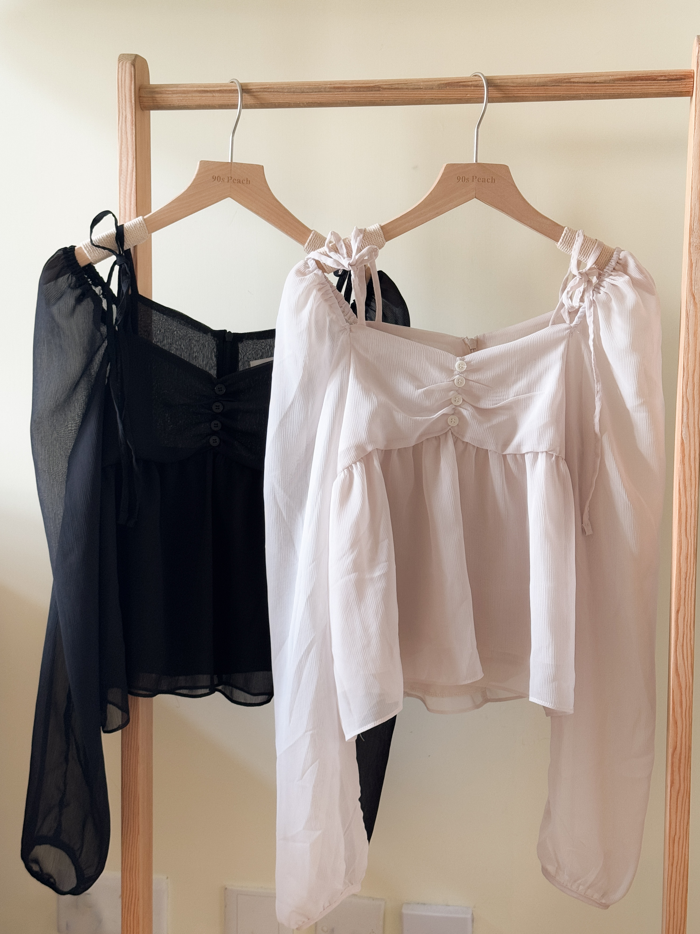 ONNI氣質感飄飄blouse