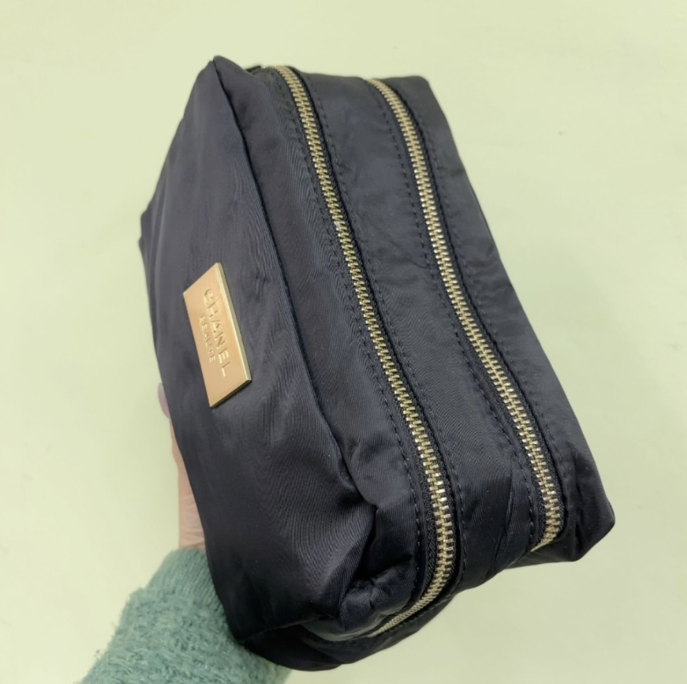 Chanel Beauty防水洗漱包