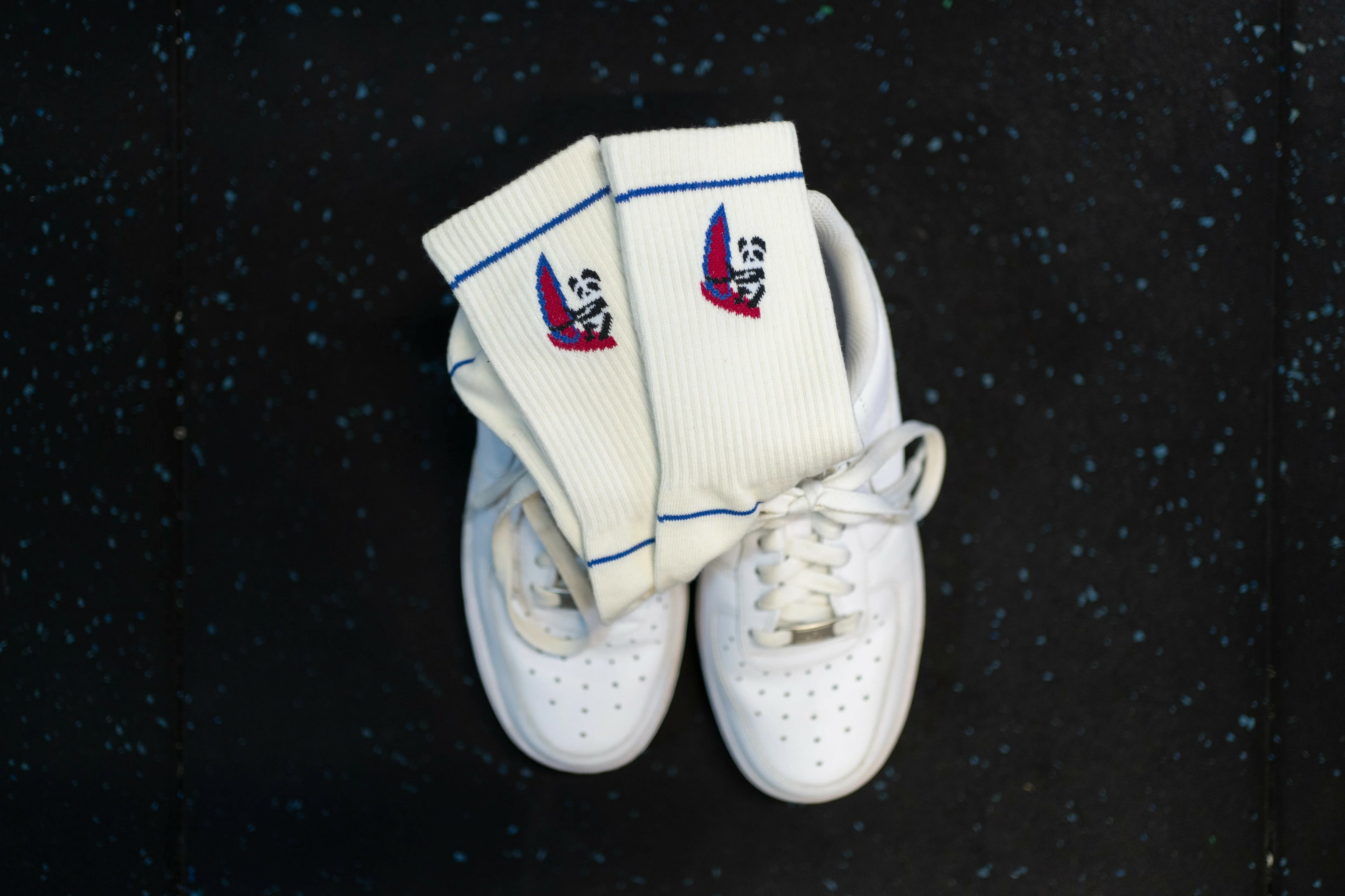 PLAYFUL SOCKS windsurfing panda socks large (eu41-46)