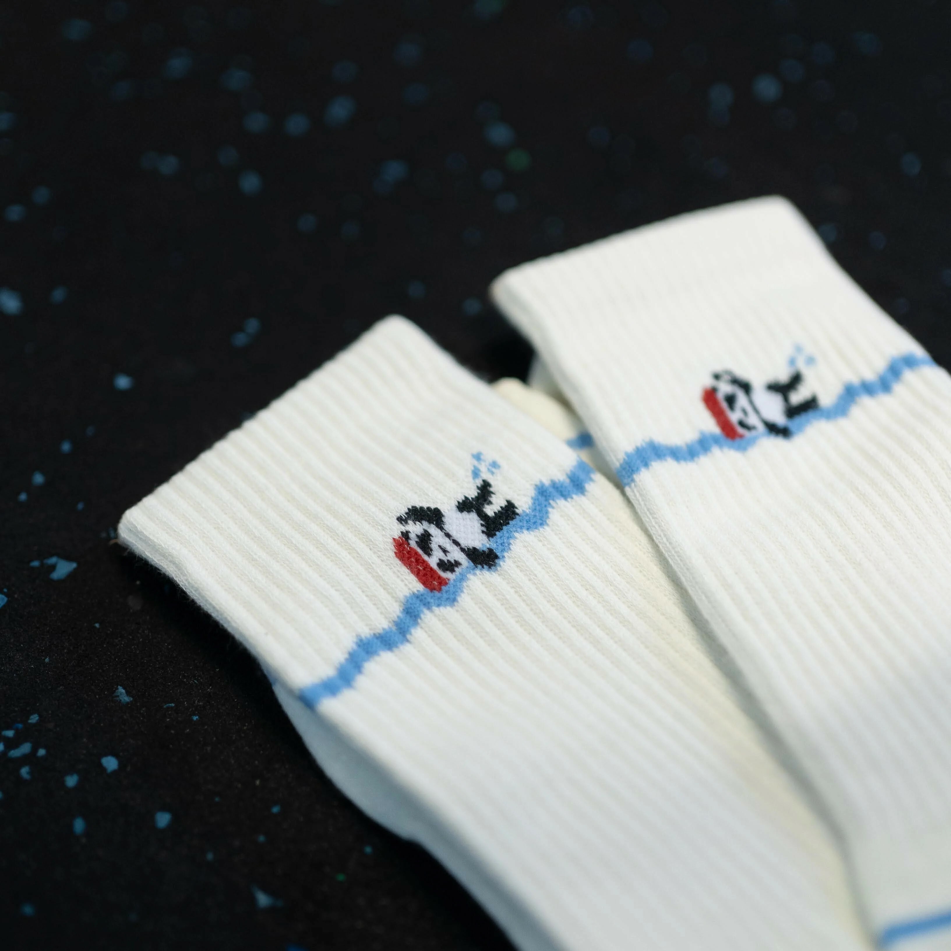PLAYFUL SOCKS swimming panda socks small (eu35-40)