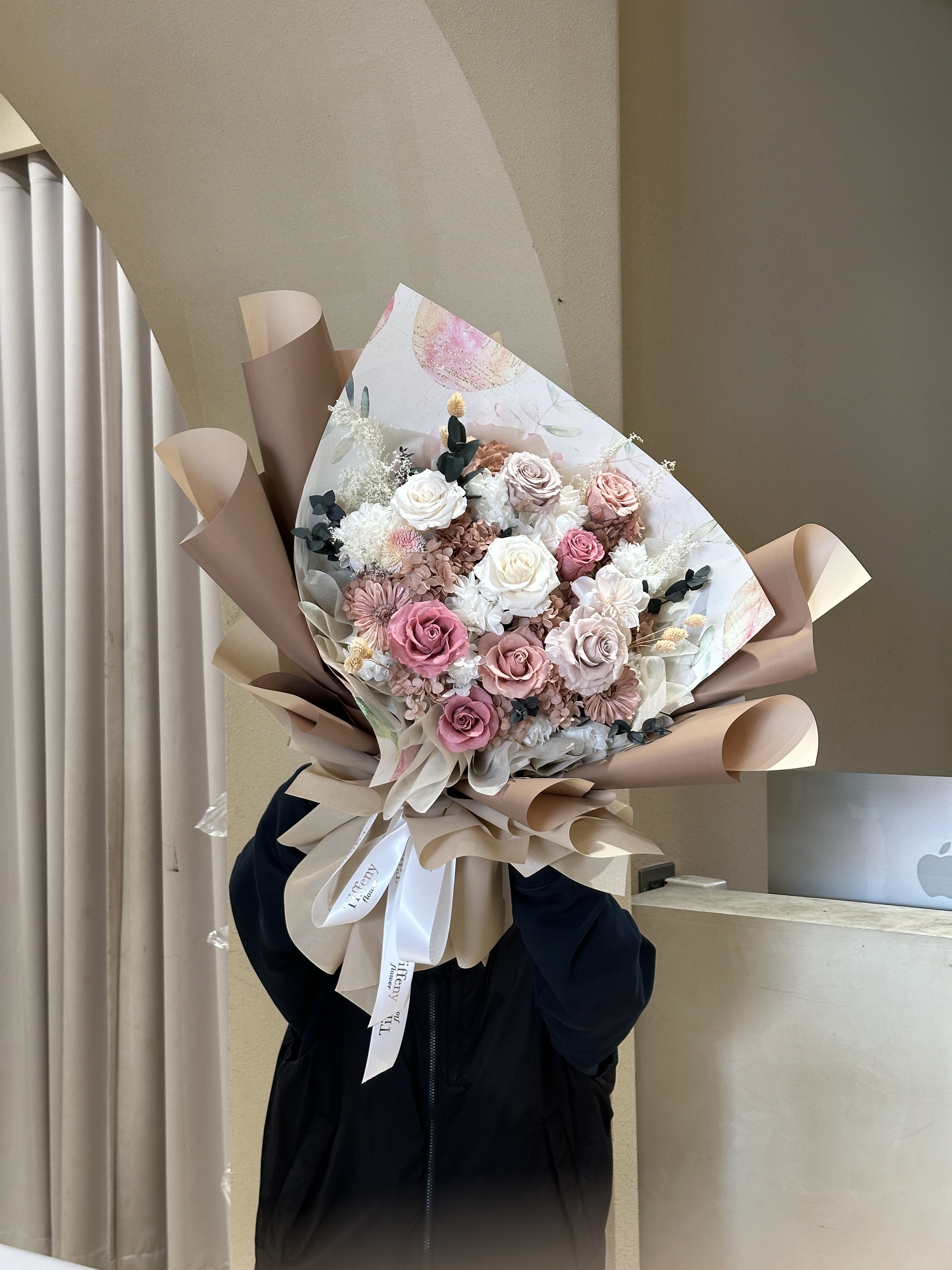 Elephant Love 超巨大9朵永生花束/復古奶茶大地 反正就是韓系