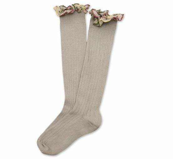 (預購) COLLEGIEN 花卉刺繡荷葉邊高筒襪 Eglantine - 105 Gris Perle 珍珠灰