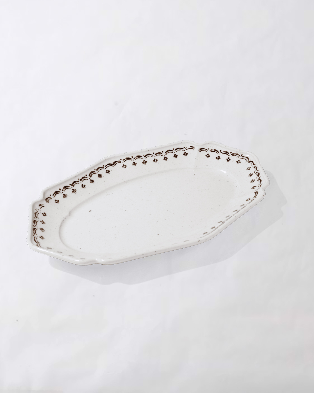 Vignette 26cm Oval Plate Brown| studio m'