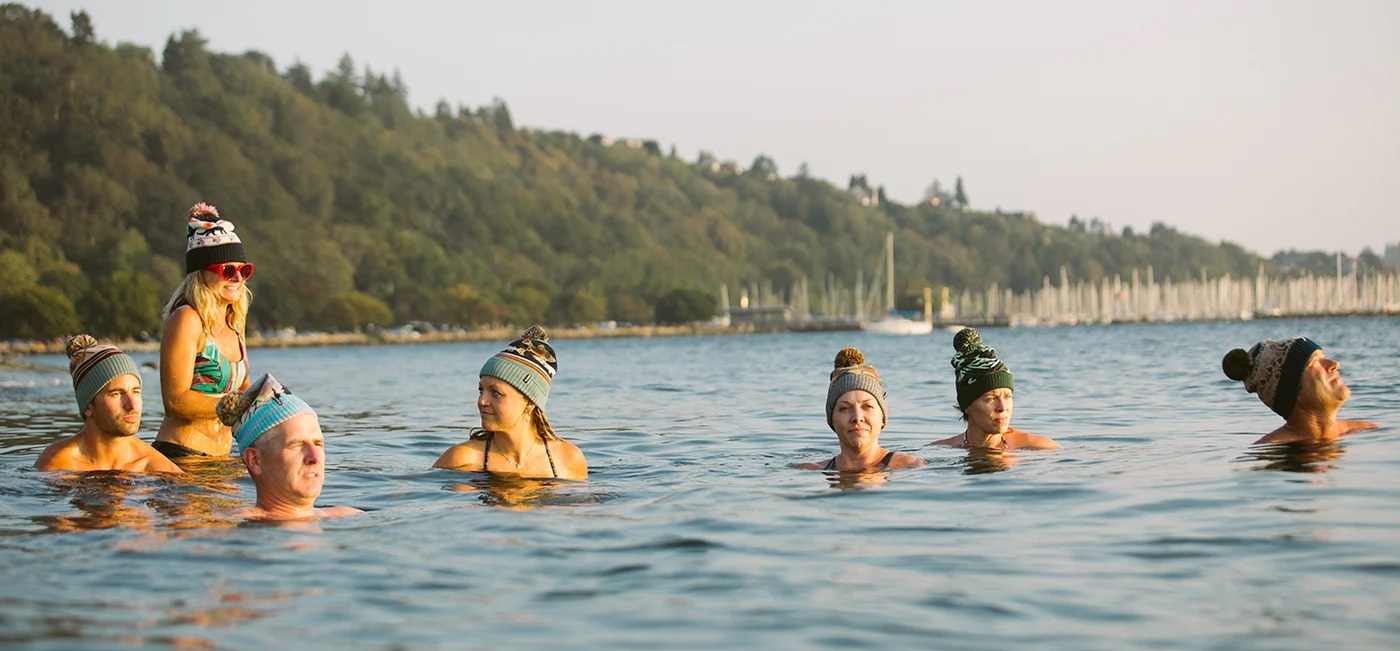 KAVU. Herschel #1008 ( 2348 Mountain Stripe )