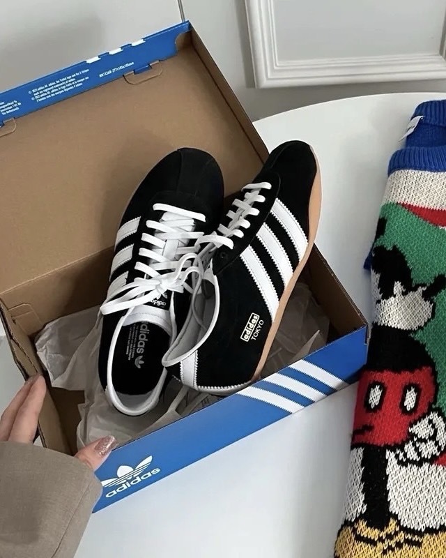 <狂降66折😳> ADIDAS TOKYO東京 薄底鞋 黑