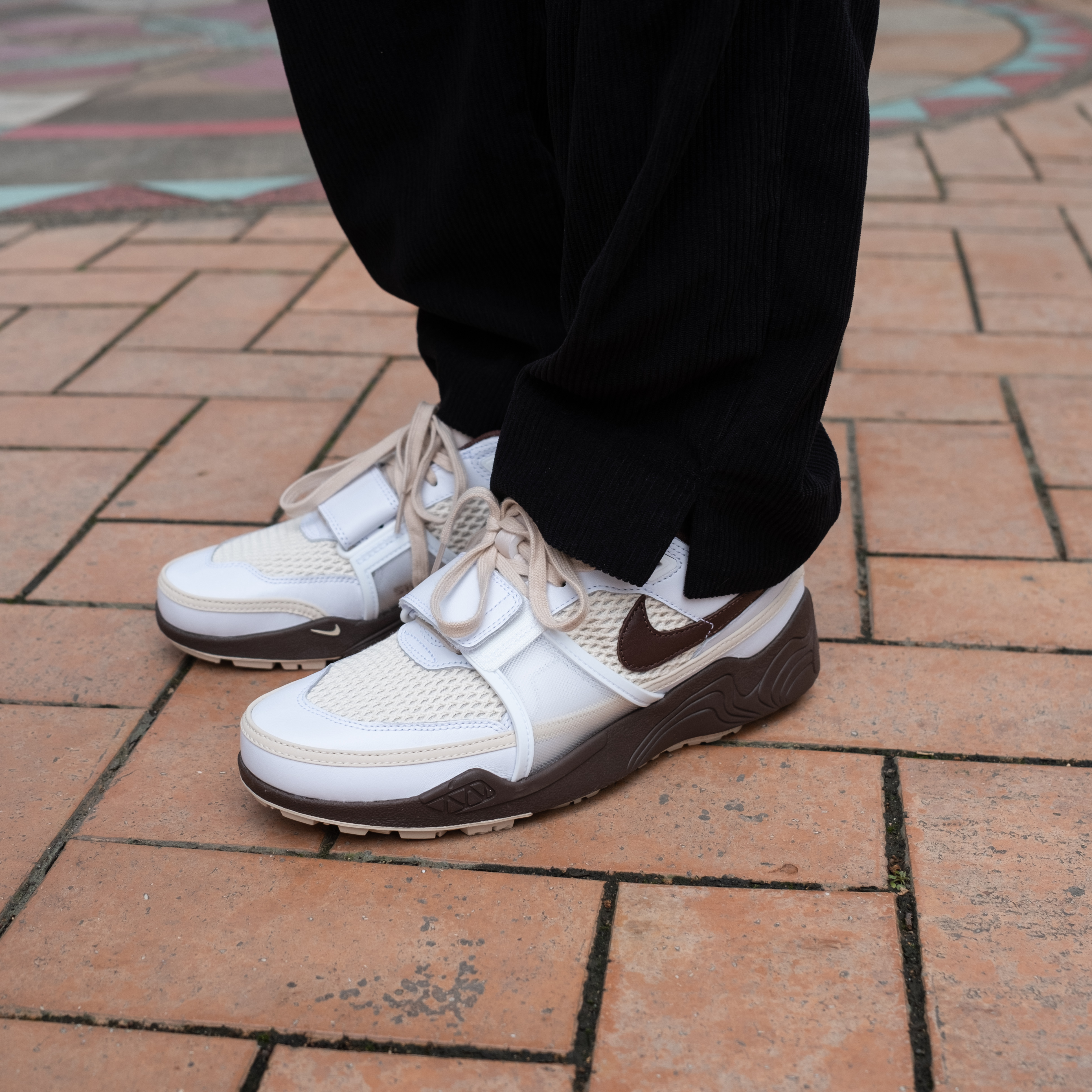 -(A12c)-TRAVIS SCOTT X NIKE ZOOM FIELD JAXX "LIGHT CHOCOLATE" 巧克力 女段 -HQ3073 100