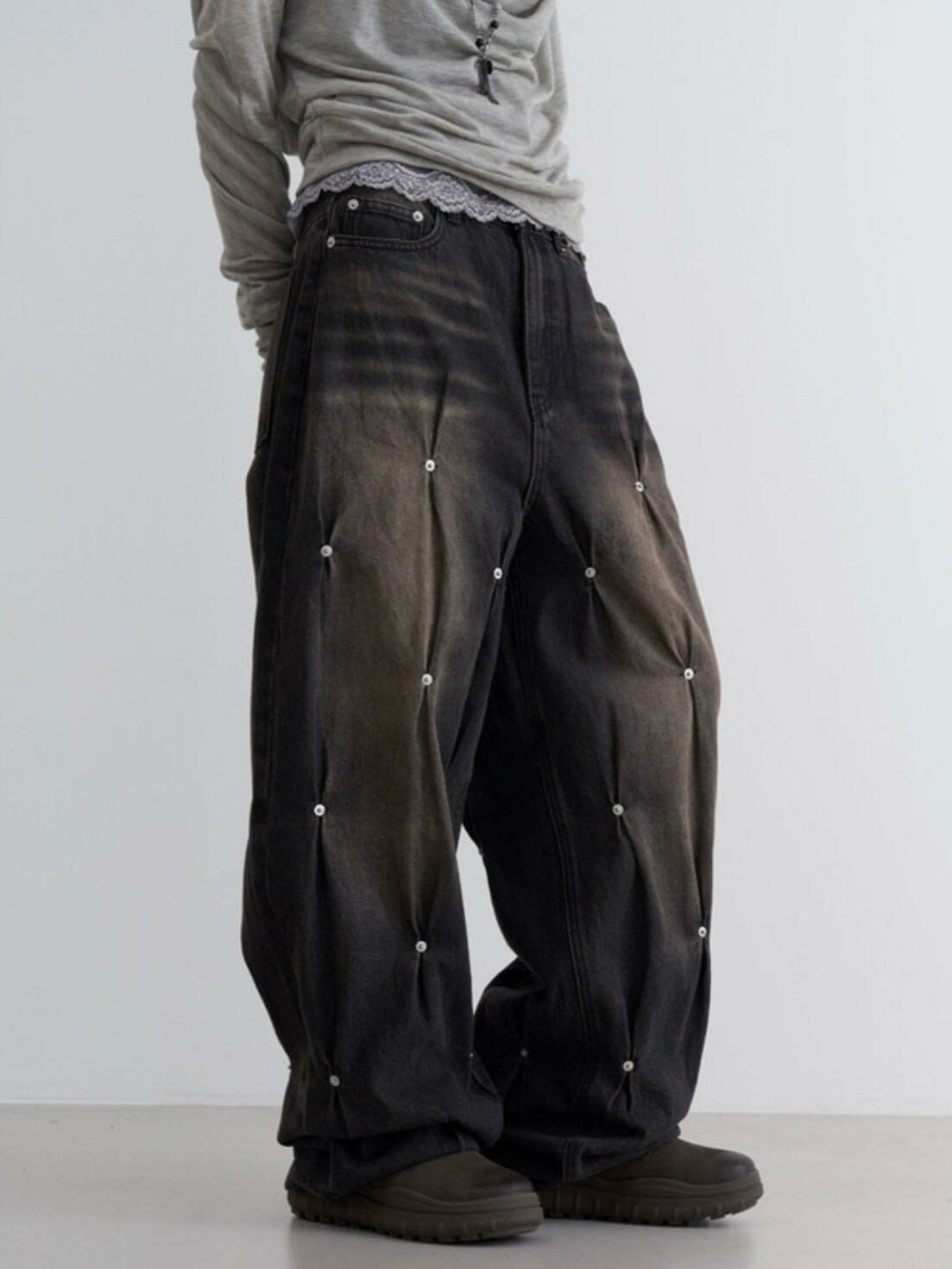 洗水鍋釘鬆身牛仔褲 UNUSED-059P