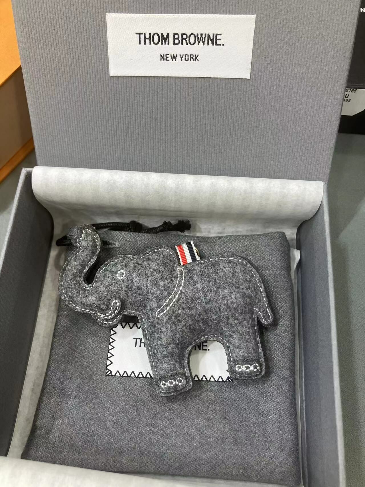 TB 限量版大象鎖匙扣 -M