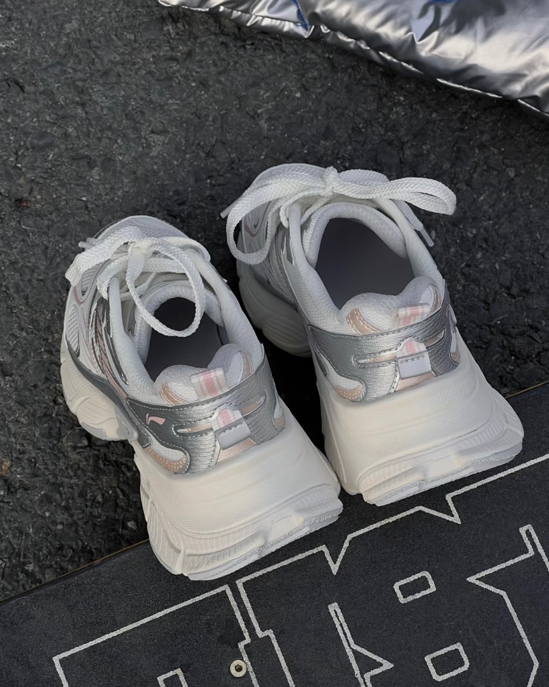 【現貨】LI Ning 千禧年 Y2K 復古 老爹鞋 銀粉