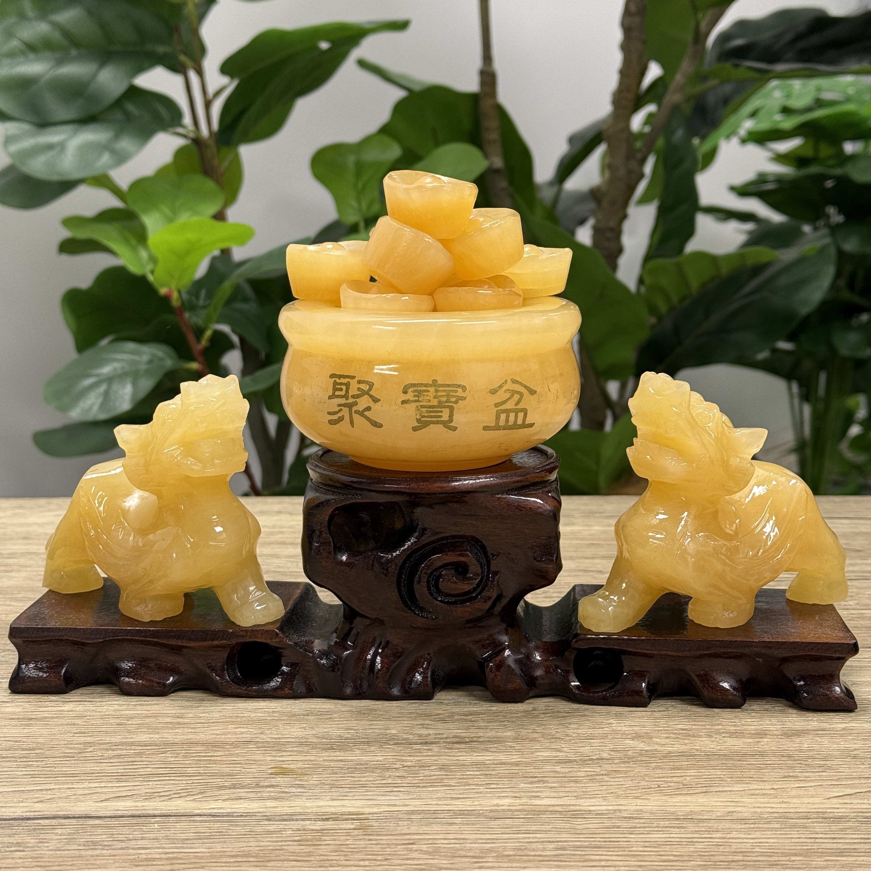 黃玉貔貅聚寶盆