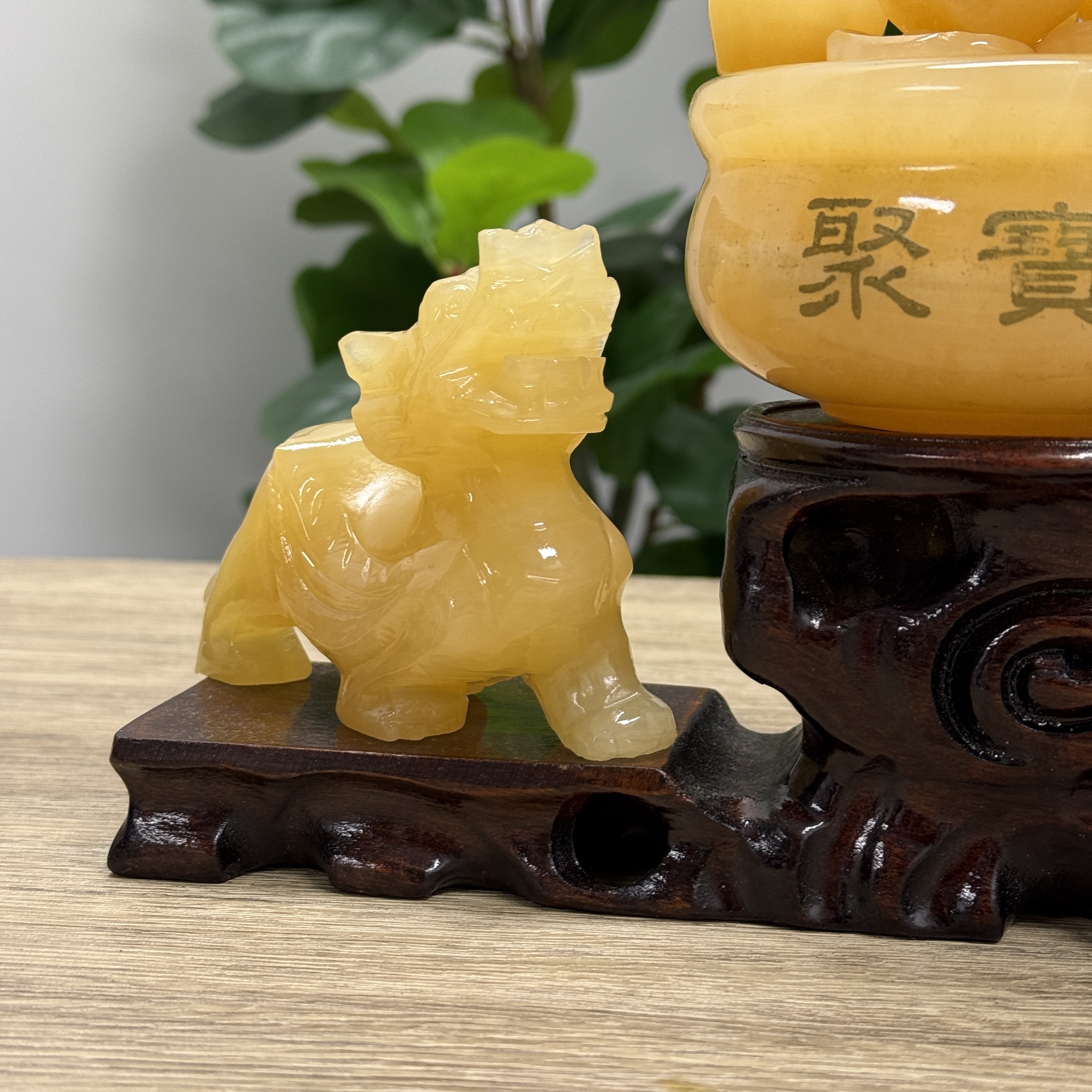 黃玉貔貅聚寶盆