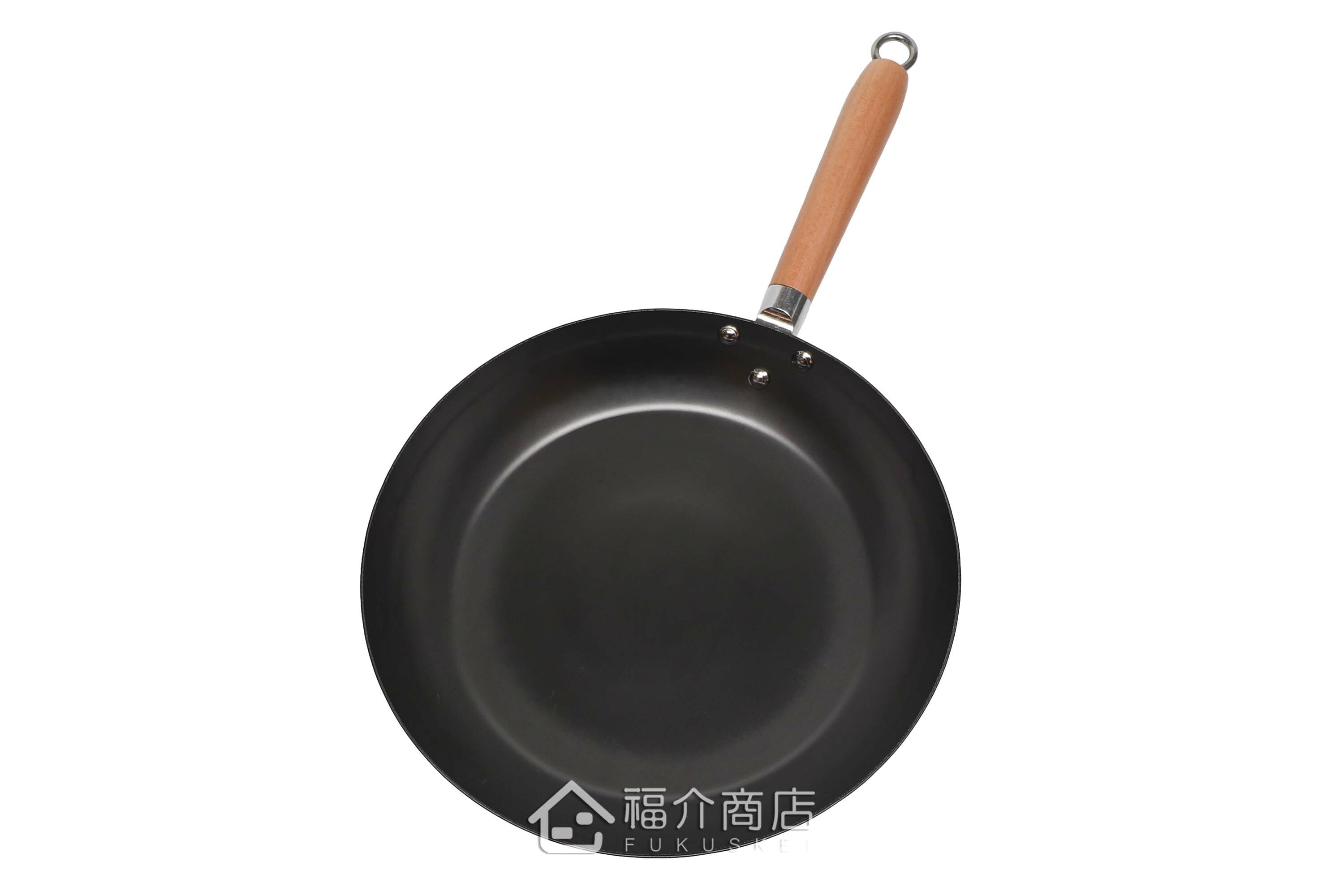 日本鐵製的木柄平底鍋