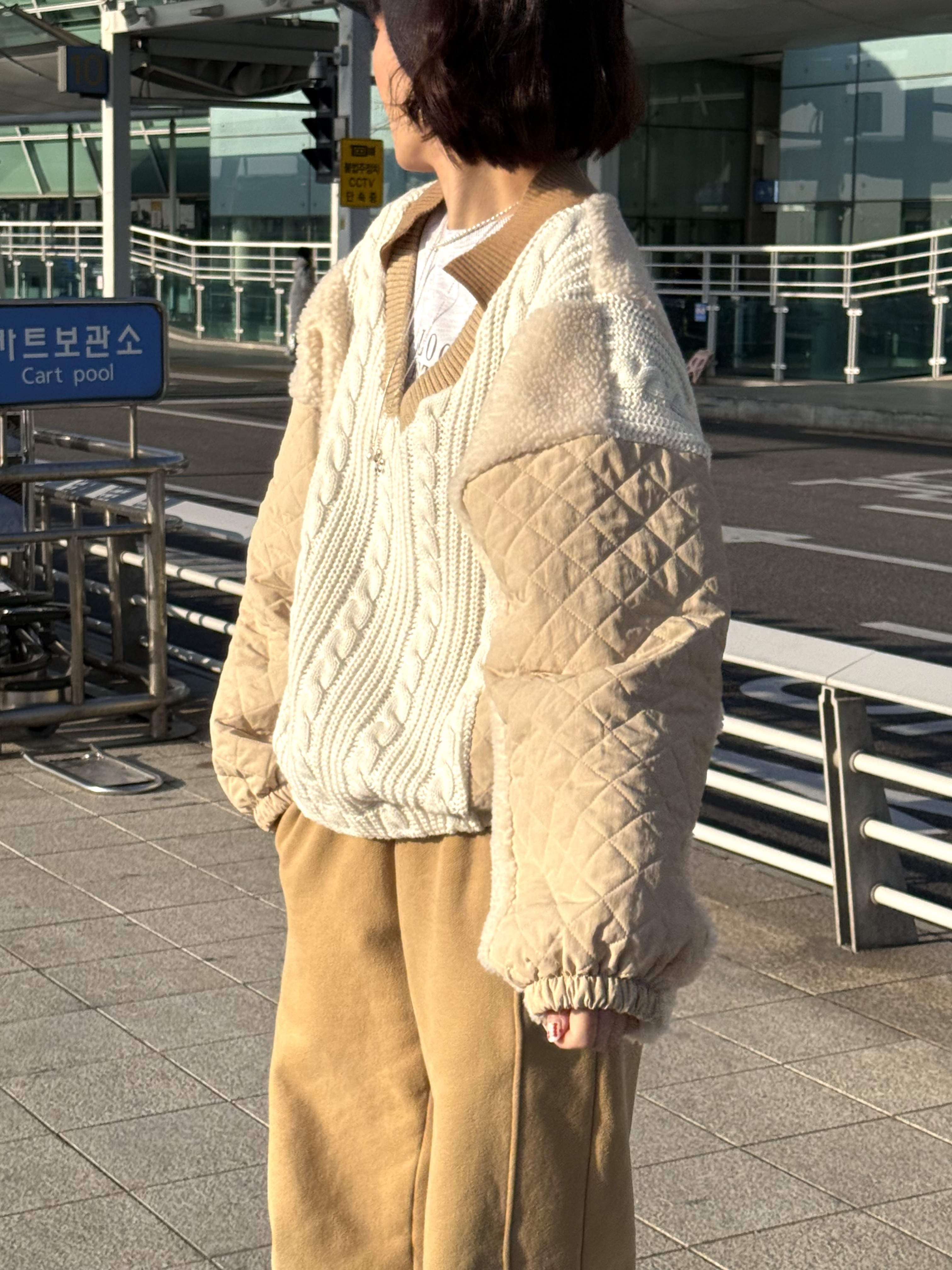 一眼中意不易撞款日系衣/2色均碼/奶