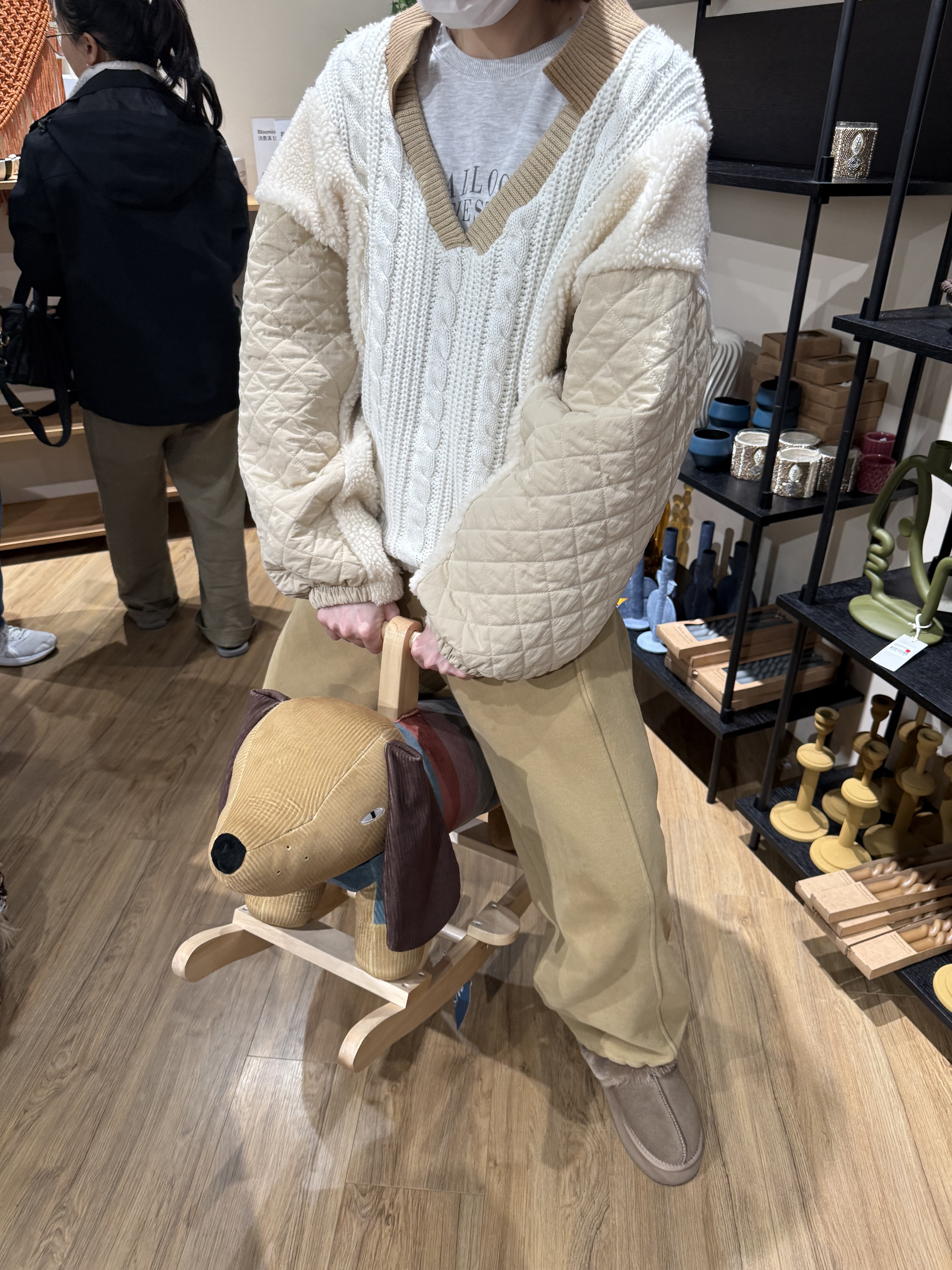 一眼中意不易撞款日系衣/2色均碼/奶