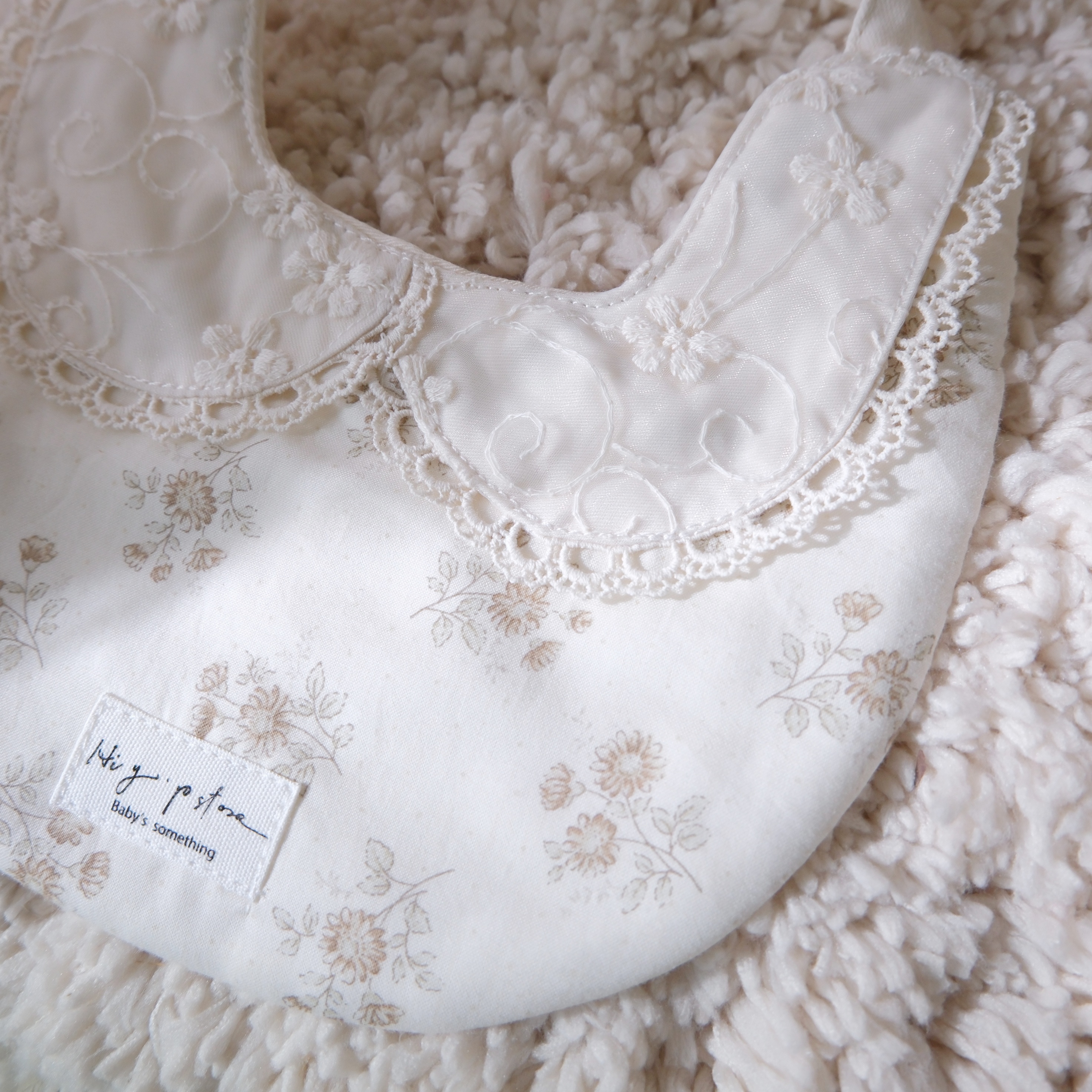 Hi Y.P store-手作圍兜-娃娃領古雅雛菊