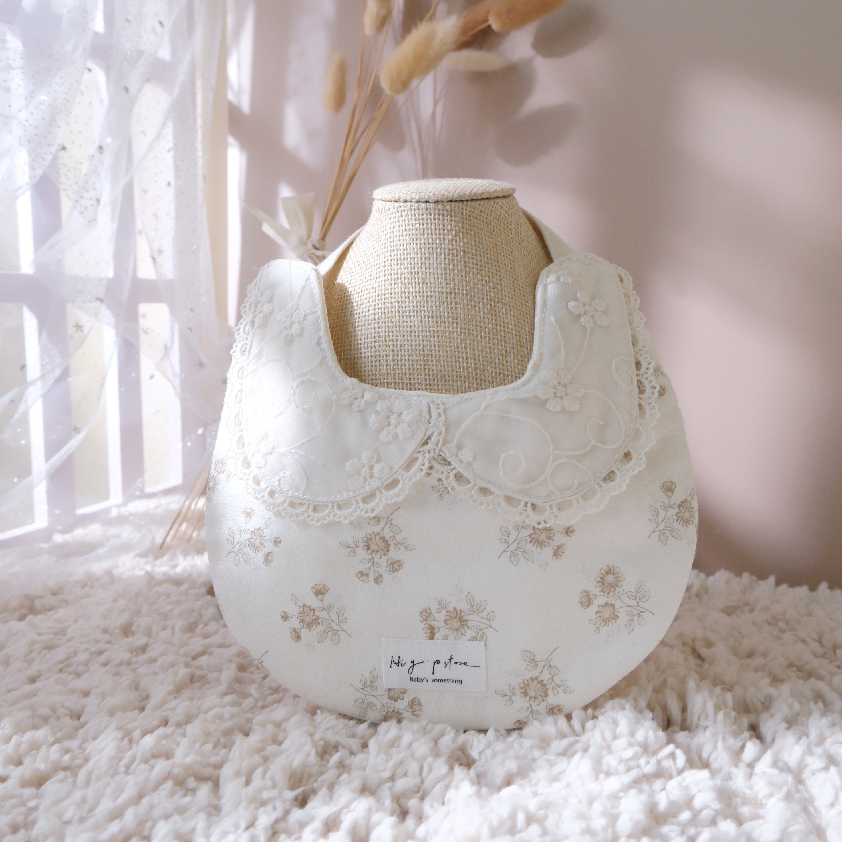 Hi Y.P store-手作圍兜-娃娃領古雅雛菊