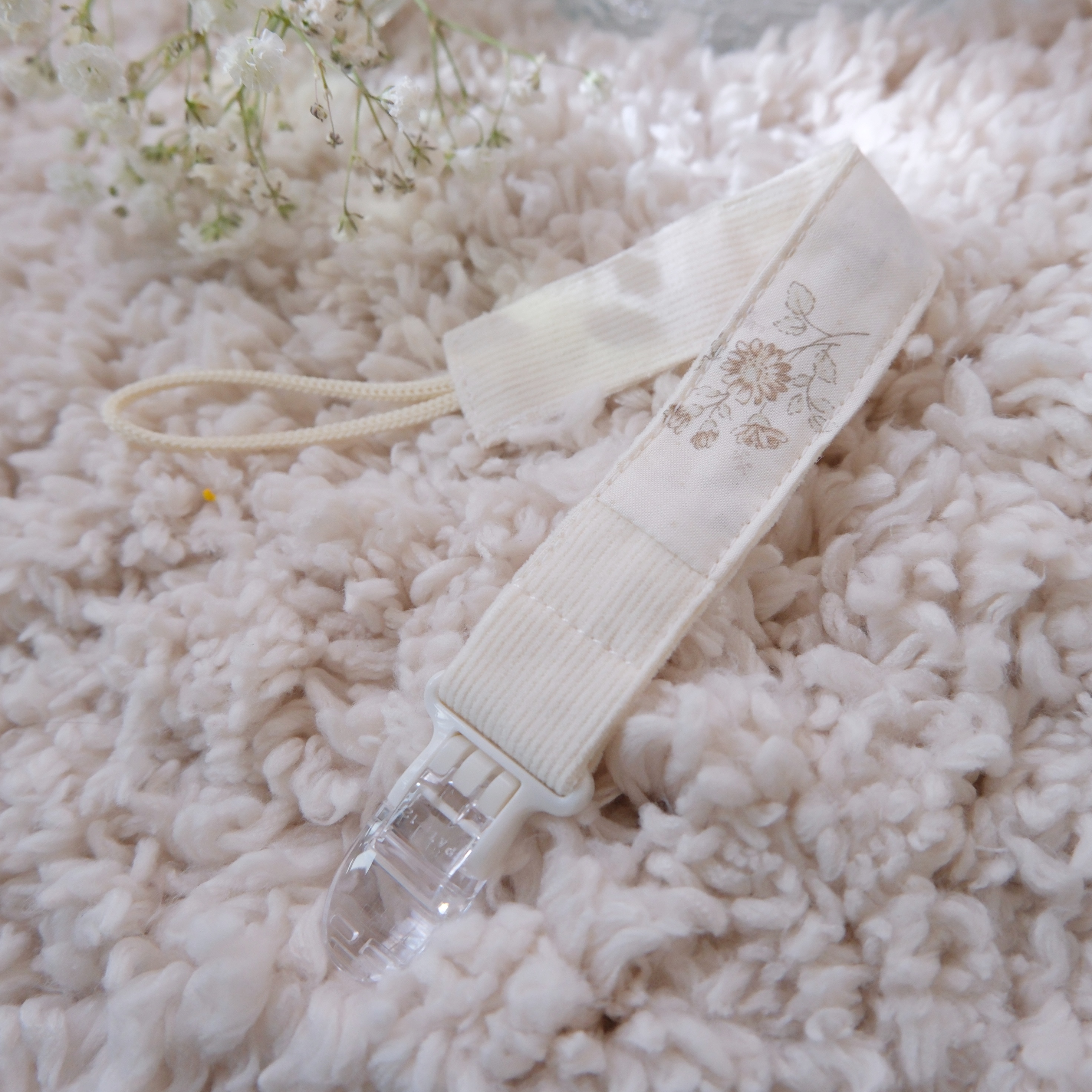 Hi Y.P store-拼接鱷魚夾-古雅雛菊