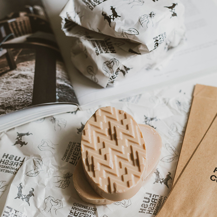 英國 Lush 甜睡時光鎂鹽按摩芭 助眠神器 鎂鹽餅65g