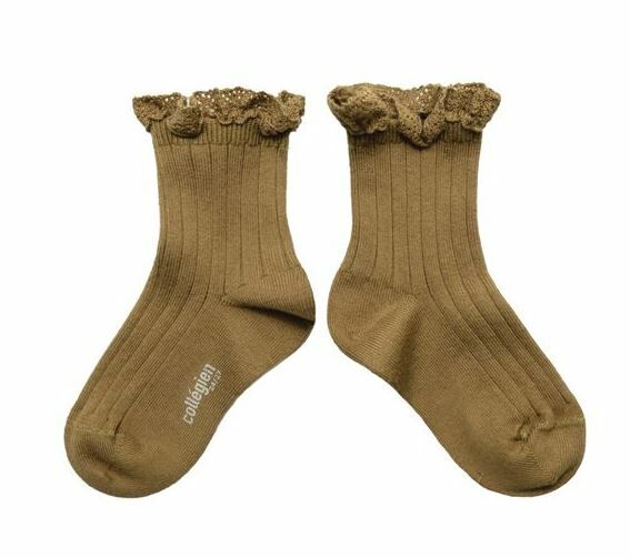 COLLEGIEN 蕾絲邊羅紋短襪Lili - Biscuit褐