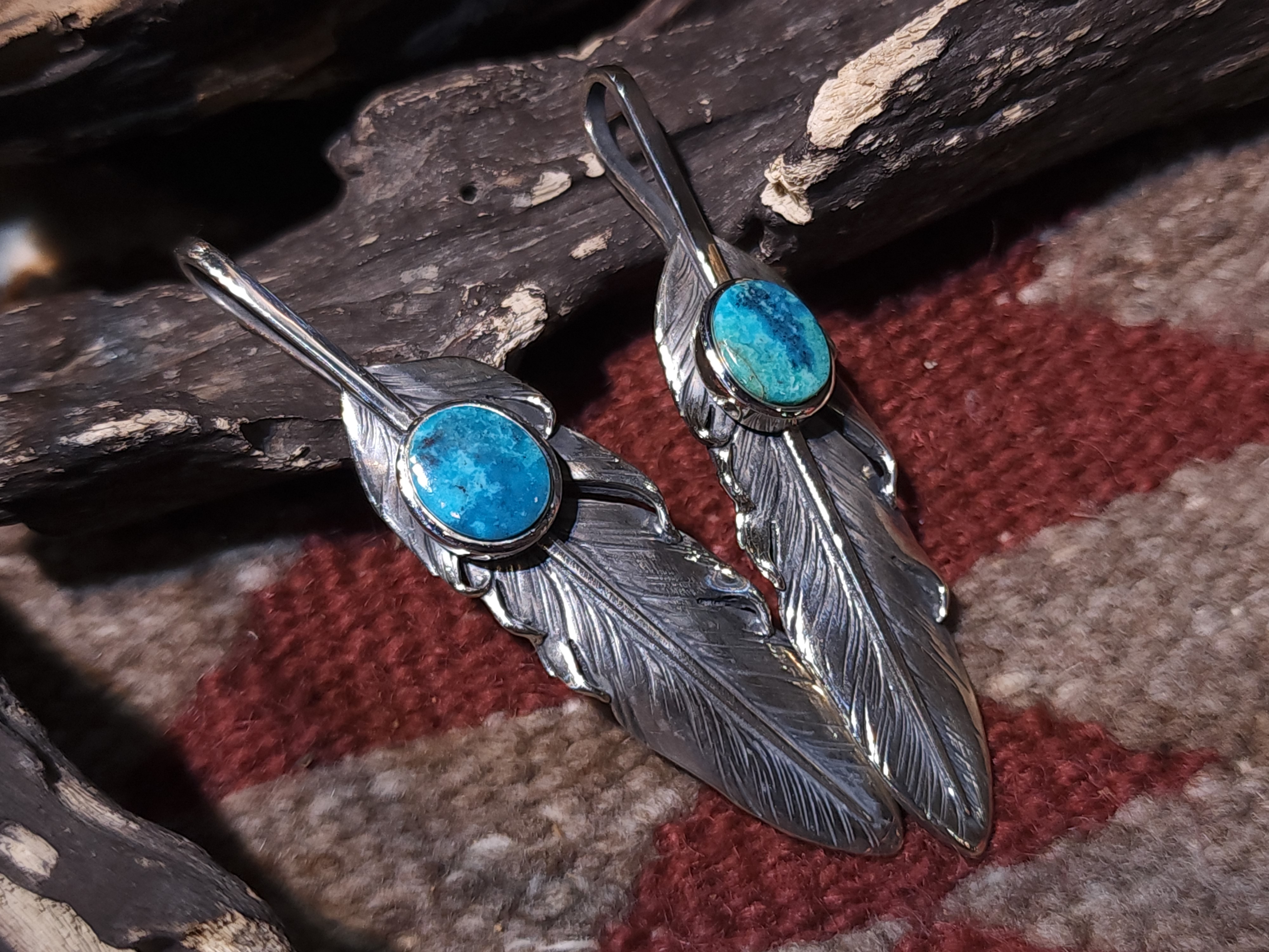 *Black Venom Jewelry-Freedom & Prayer XL(8cm)鑲 Nacozari 松石銀羽。