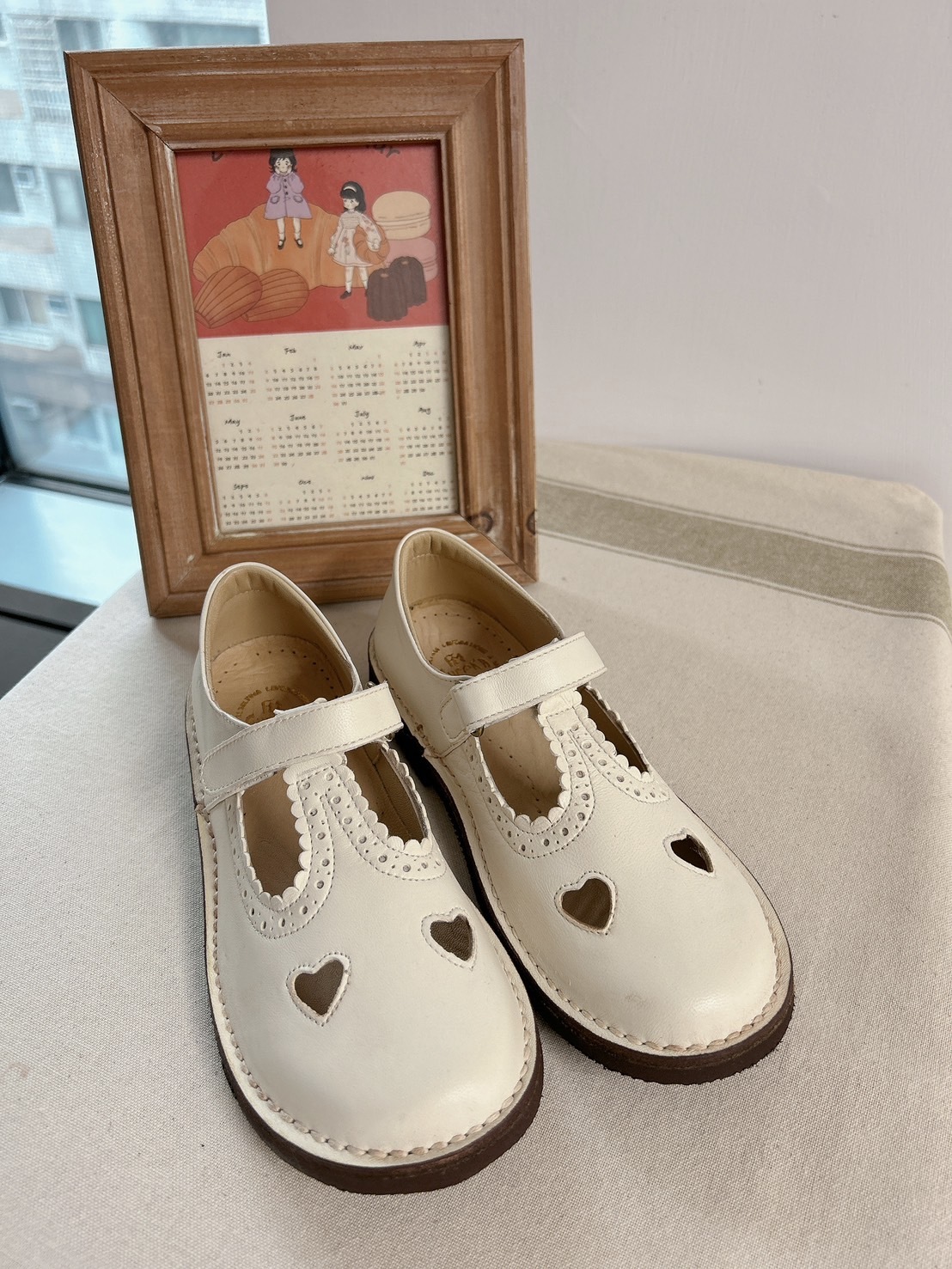 EUREKA 真皮雕花愛心鞋 魔鬼氈 (現貨)