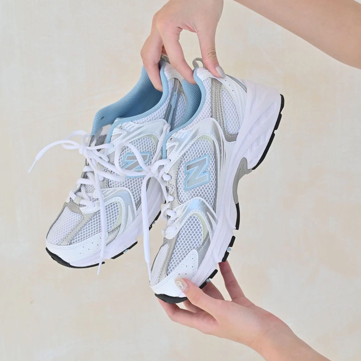 NEW BALANCE 530 銀藍利亞海藍 男女尺碼 [限時預訂!]