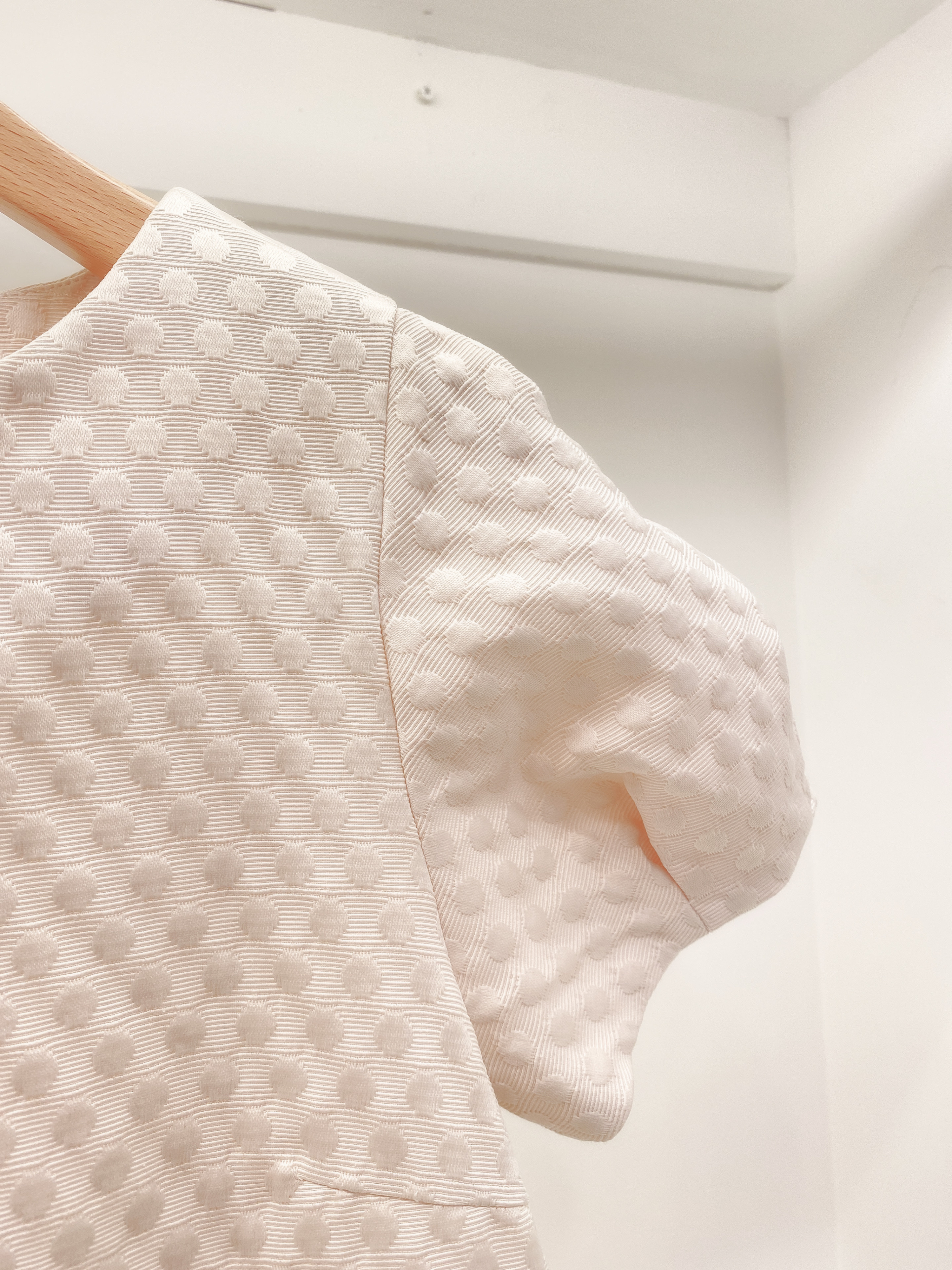 點點提花布洋裝