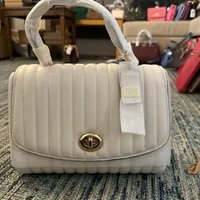 [S] COACH 2562 TILLY TOP HANDLE WITH LINEAR QUILTING,IM/CHALK, 193971829968 (SCO1111)