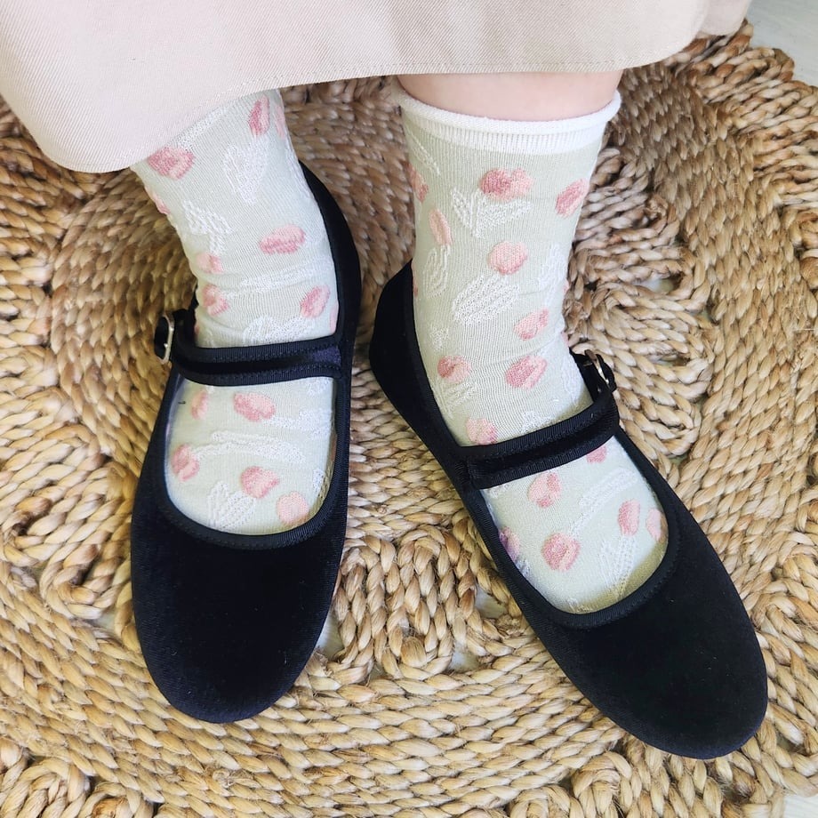 鬱金香圖案短襪