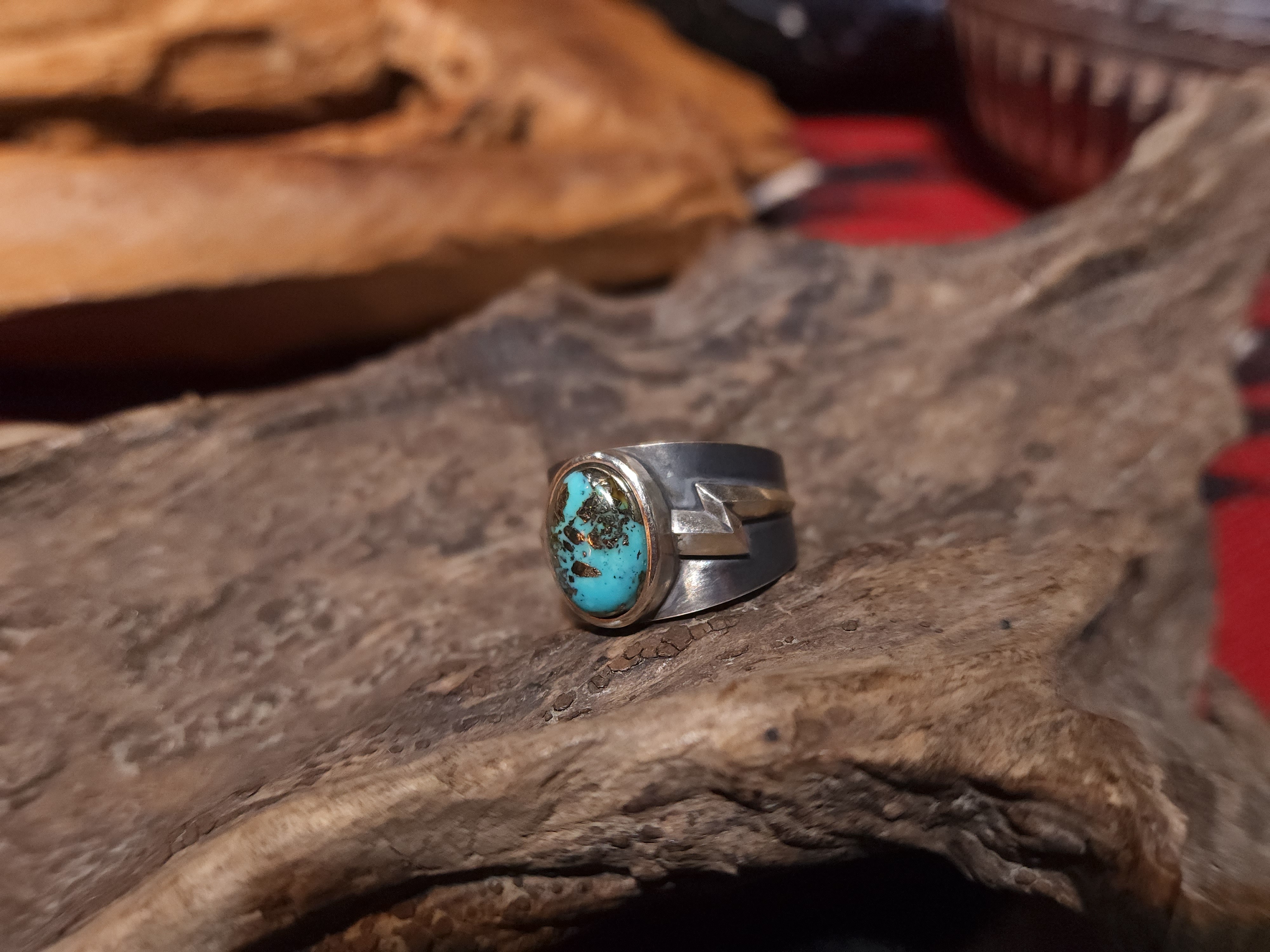 *Black Venom Jewelry- Freedom & Prayer 純銀閃電戒鑲 Morenci II松石。