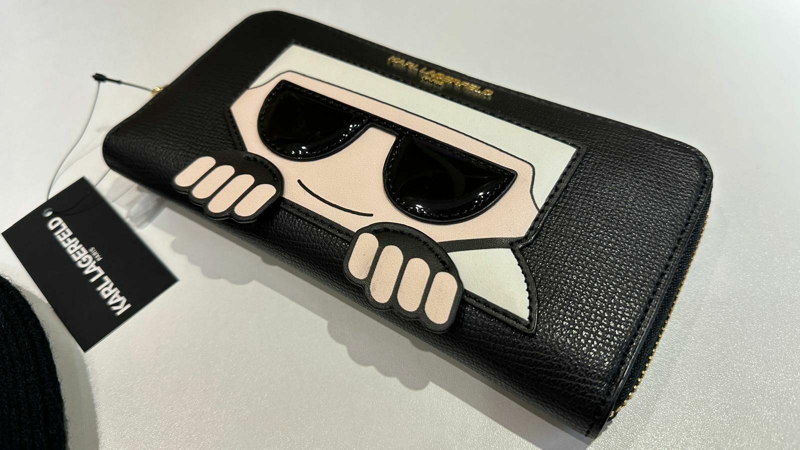 Karl 黑色老佛爺長銀包