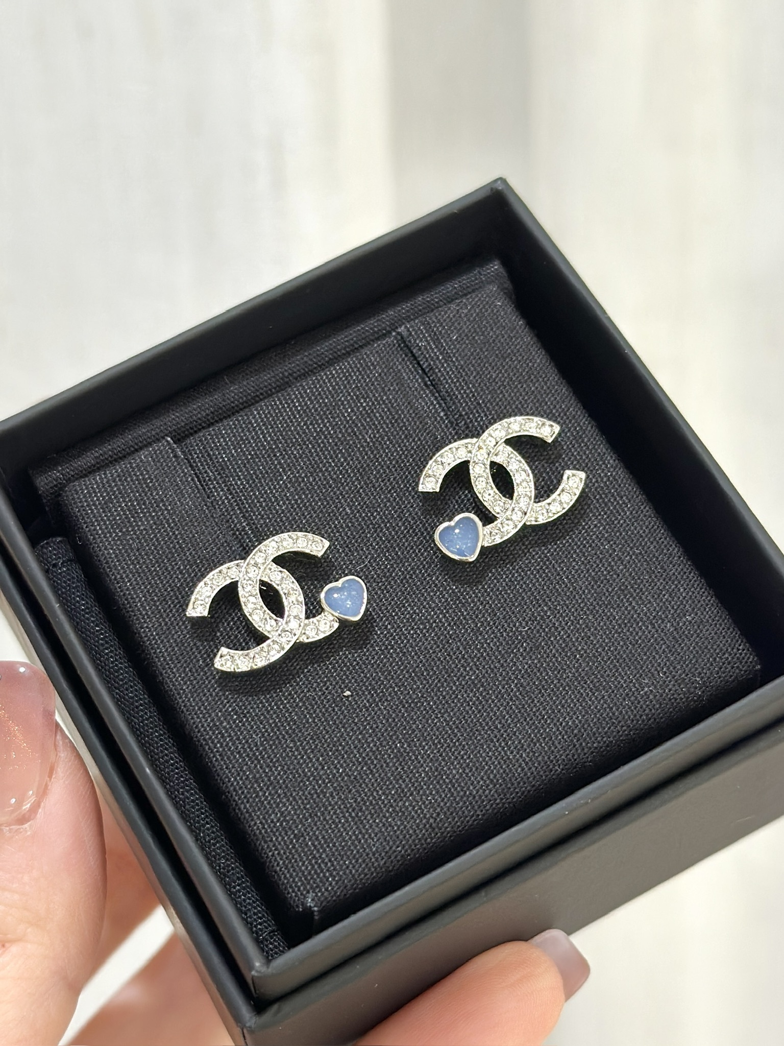 CHANEL Crystal CC Logo Earrings with Heart ABF526
