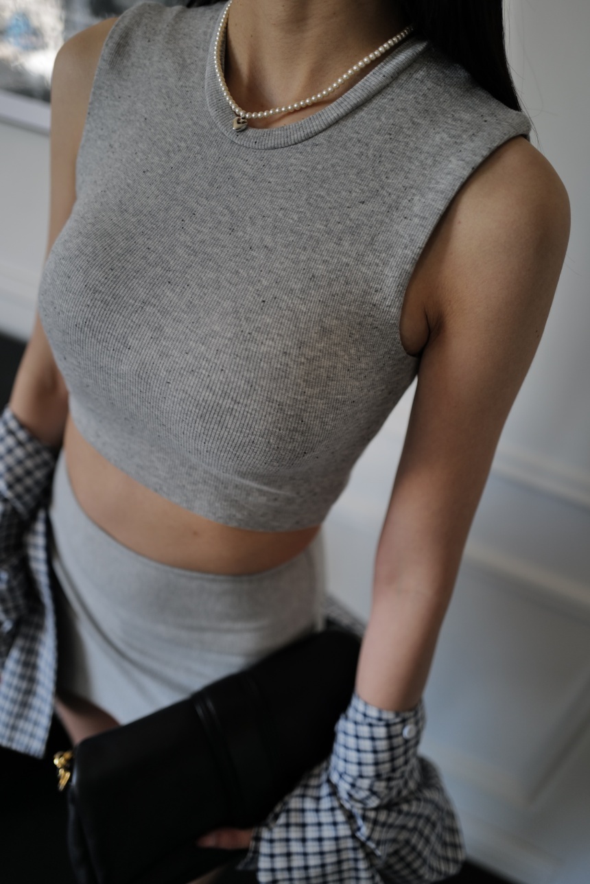 正韓-歐美附胸墊短版個性背心*4色